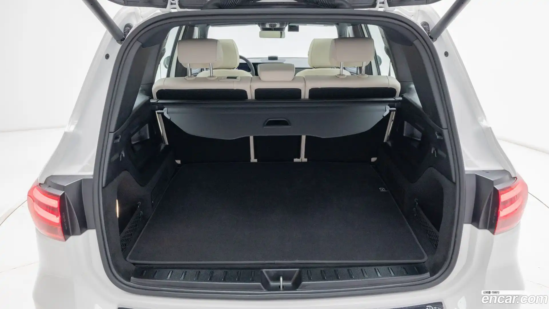 EQB Mercedes-Benz 2025.7-OPTION-023