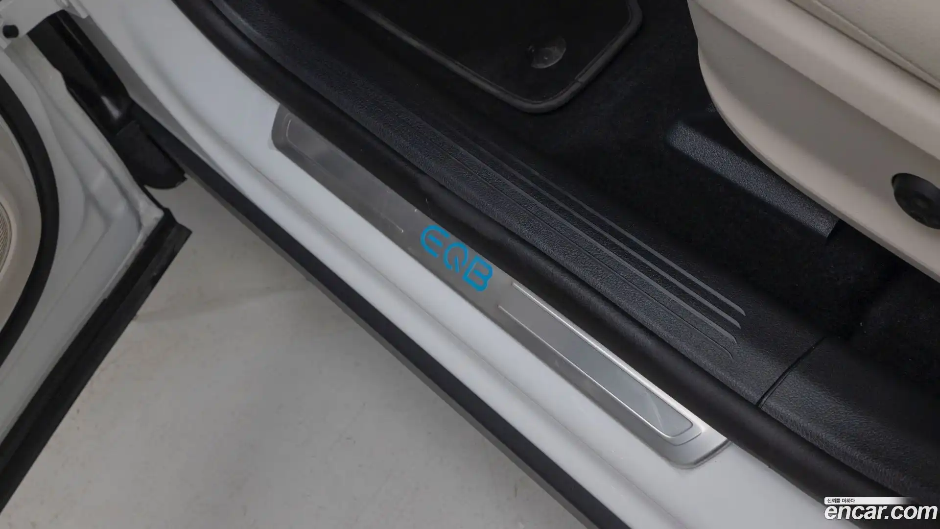 EQB Mercedes-Benz 2025.7-OPTION-024