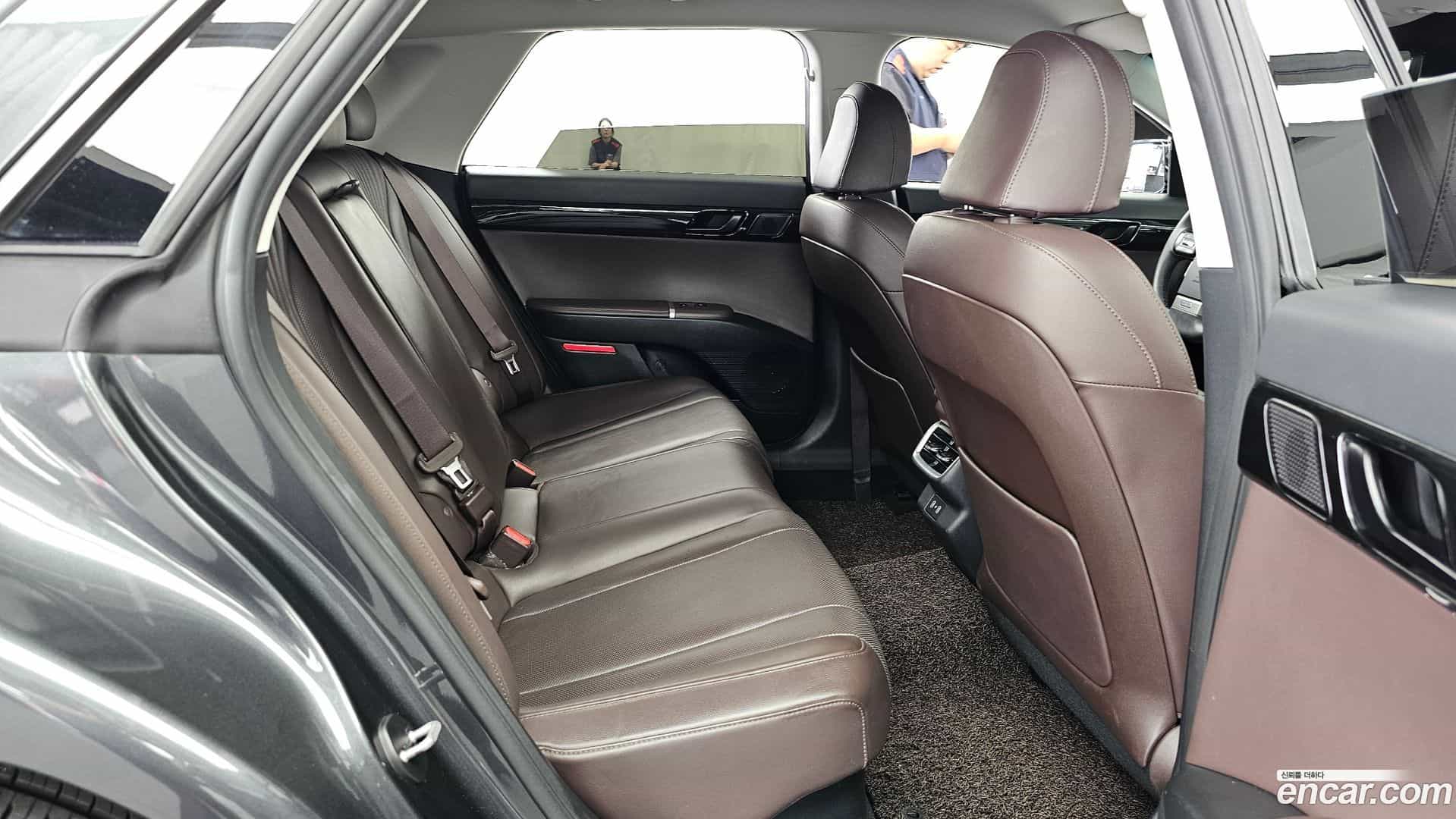 Grandeur Hyundai 2023.5-OPTION-016