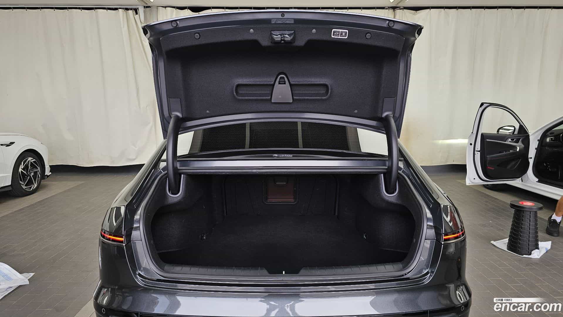 Grandeur Hyundai 2023.5-OPTION-024