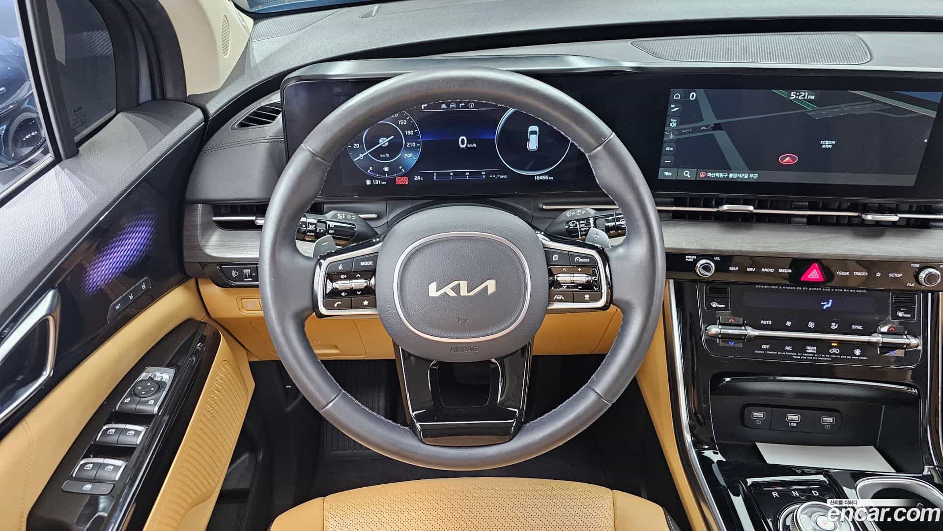 Canival Kia 2023.8-OPTION-017