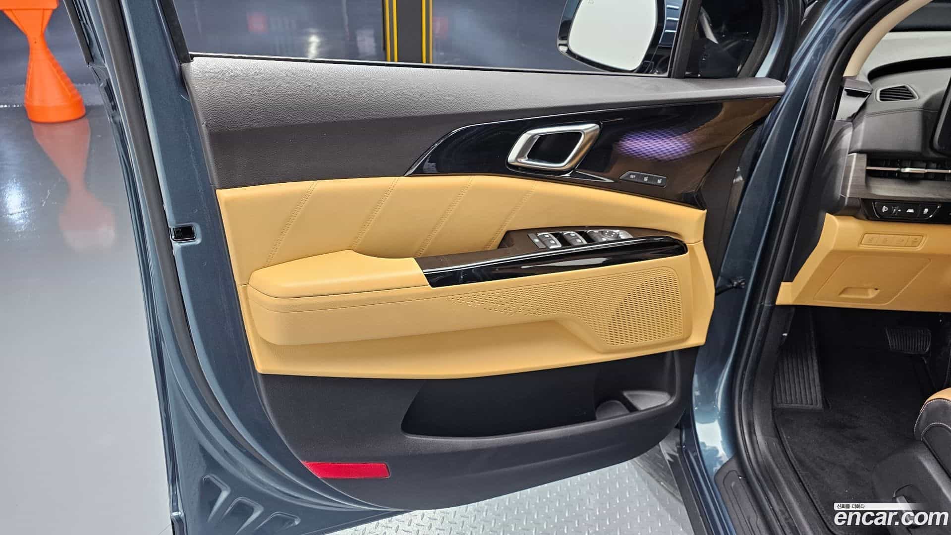 Canival Kia 2023.8-INNER-034