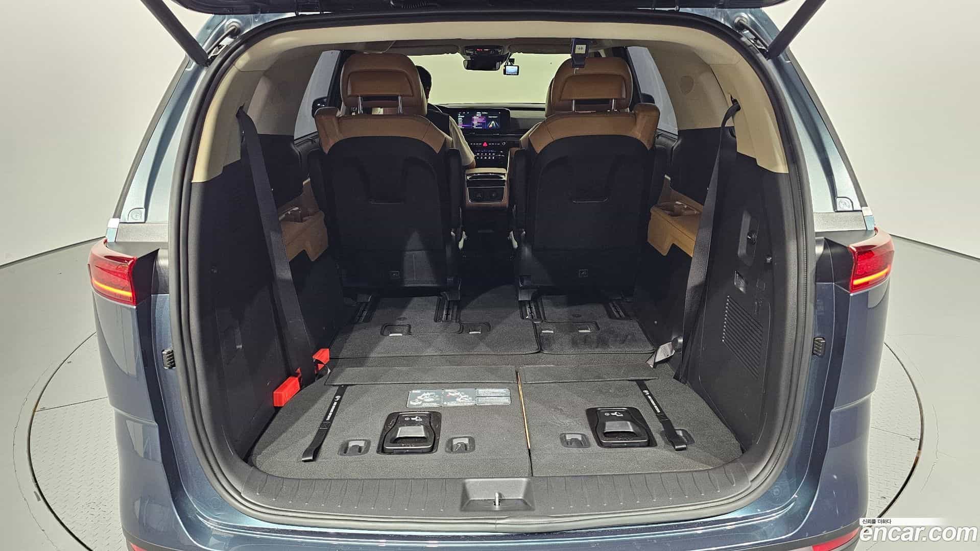 Canival Kia 2023.8-OPTION-052