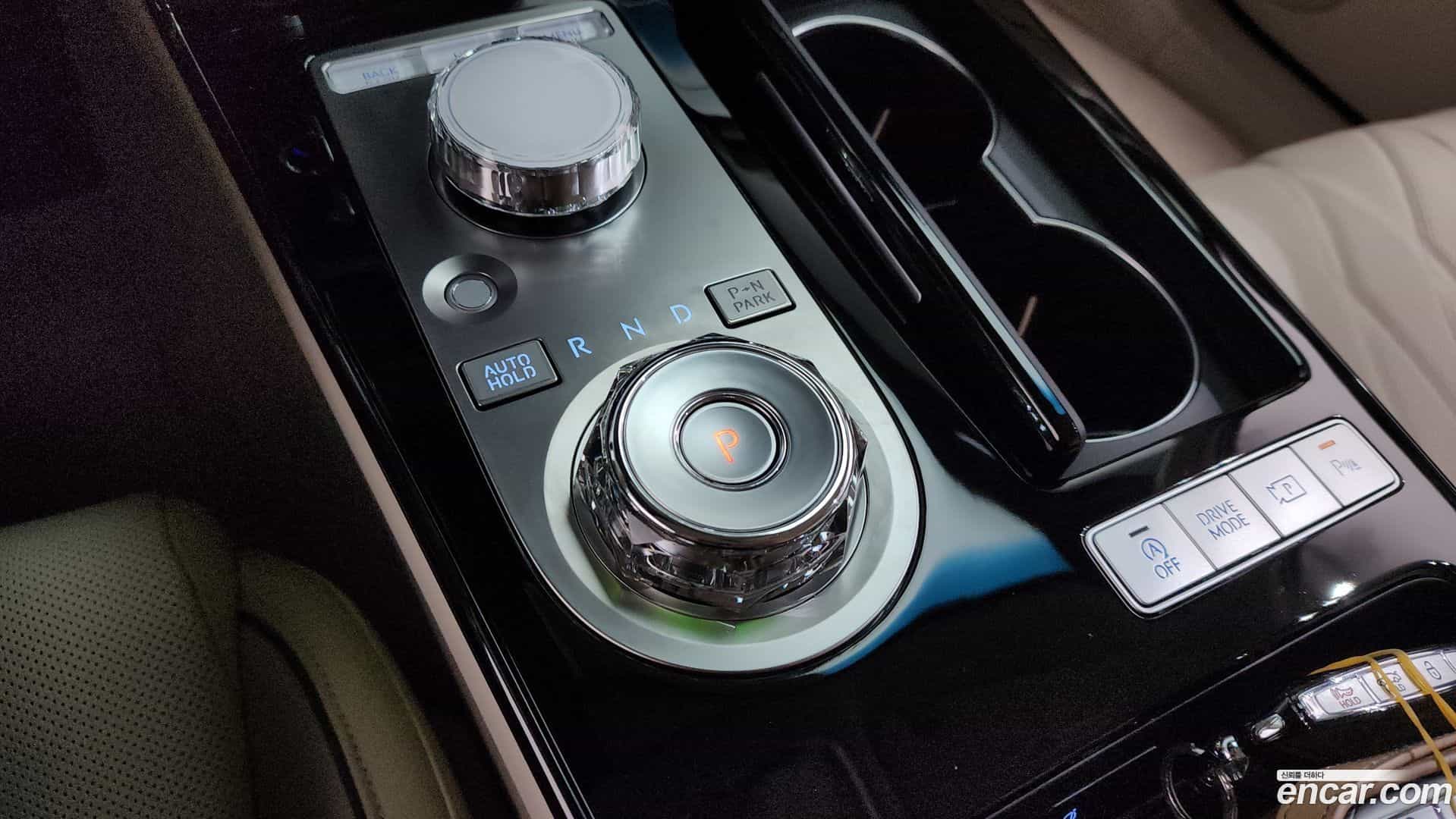 G80 Genesis 2025.2-INNER-009