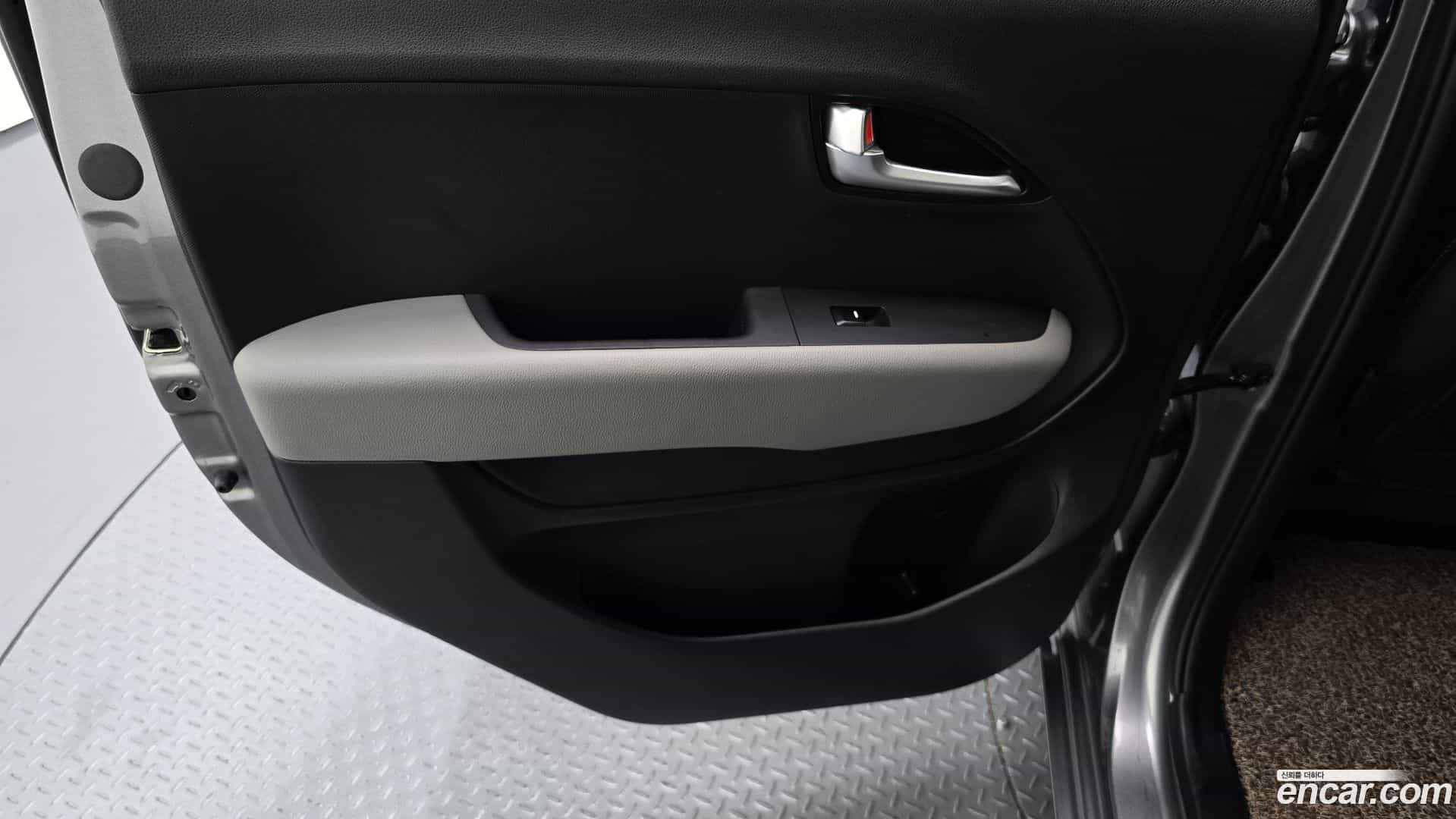 RAY Kia 2024.7-INNER-035