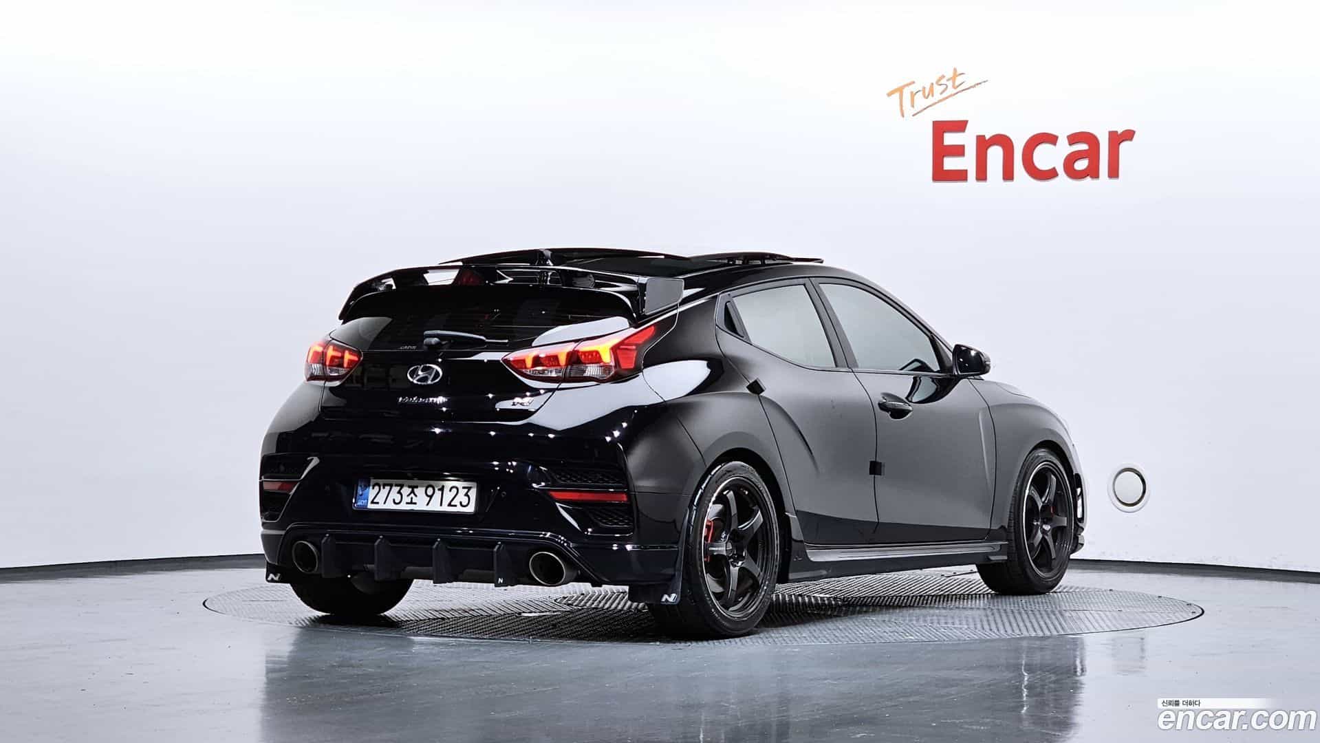 Veloster Hyundai 2021.8-OUTER-002