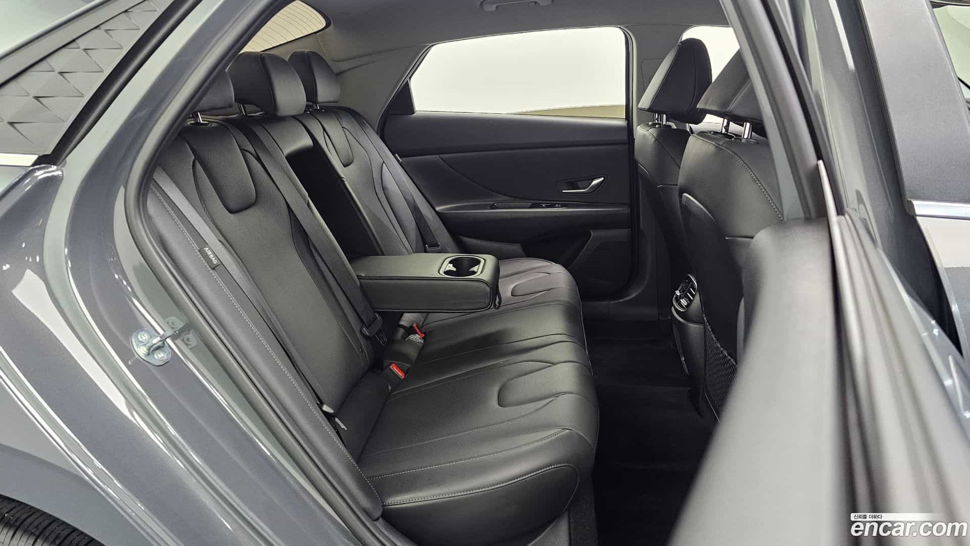 AVANTE Hyundai 2024.9-OPTION-015