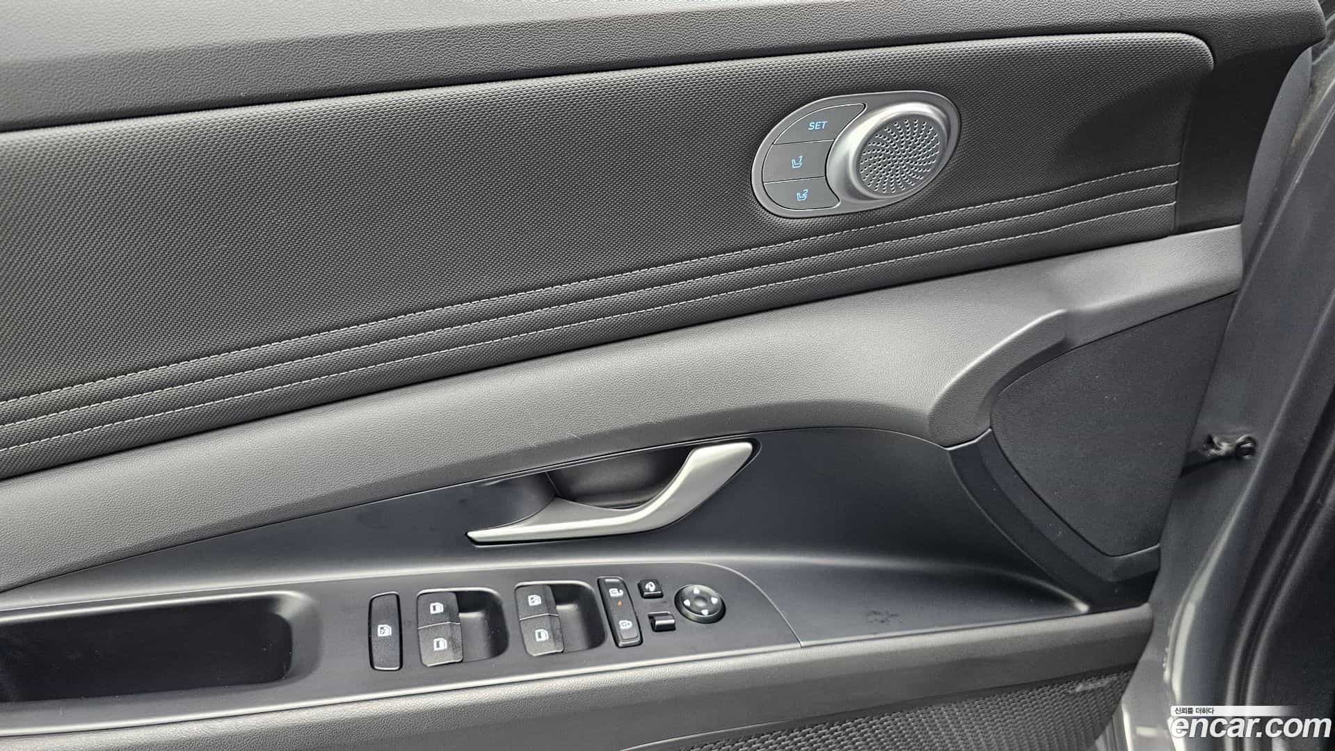 AVANTE Hyundai 2024.9-OPTION-021