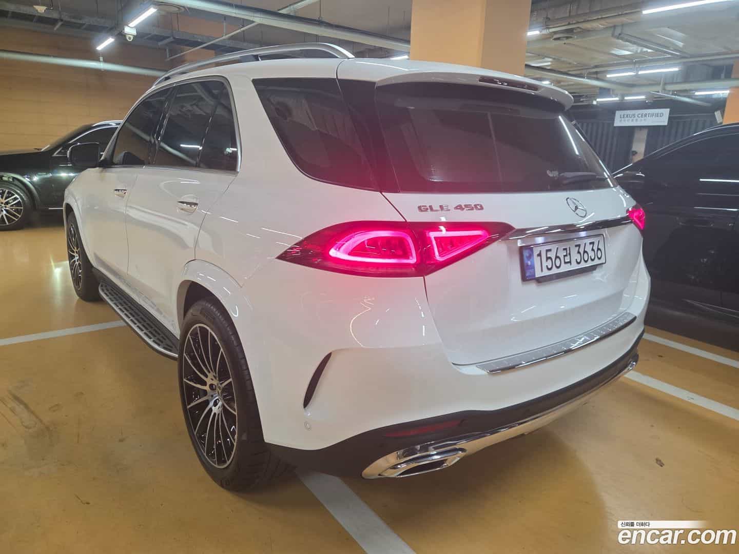 GLE-Class Mercedes-Benz 2023.3-OUTER-002