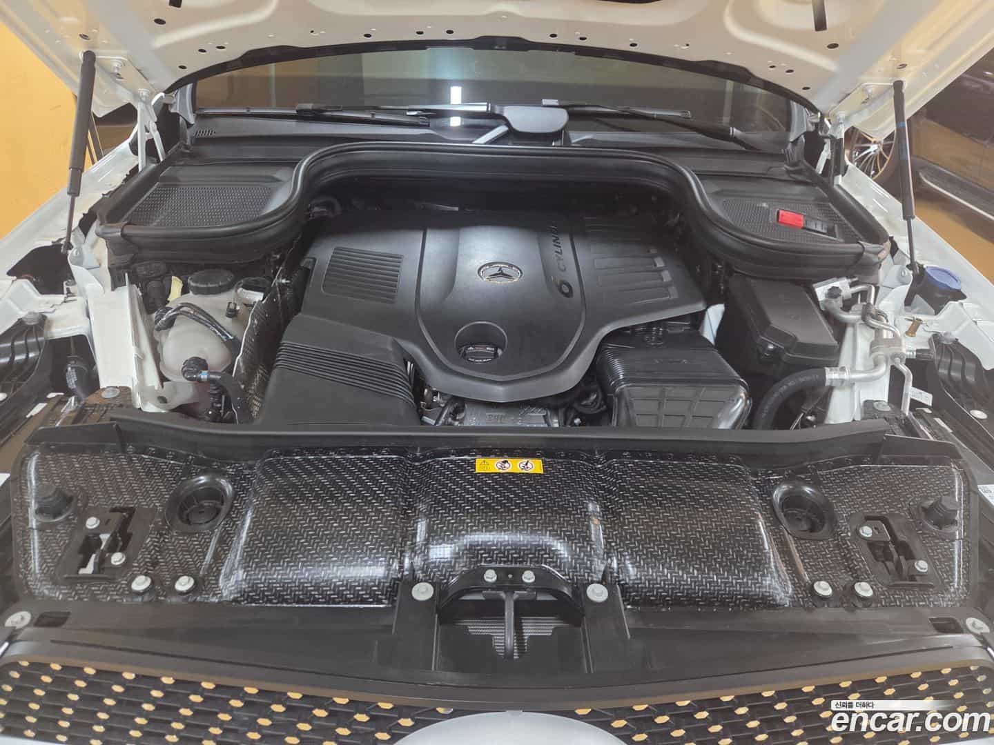 GLE-Class Mercedes-Benz 2023.3-OUTER-006