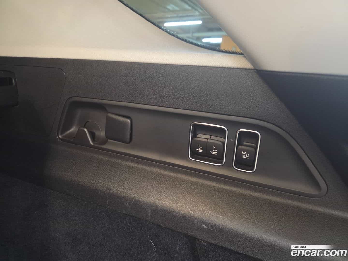 GLE-Class Mercedes-Benz 2023.3-OPTION-018