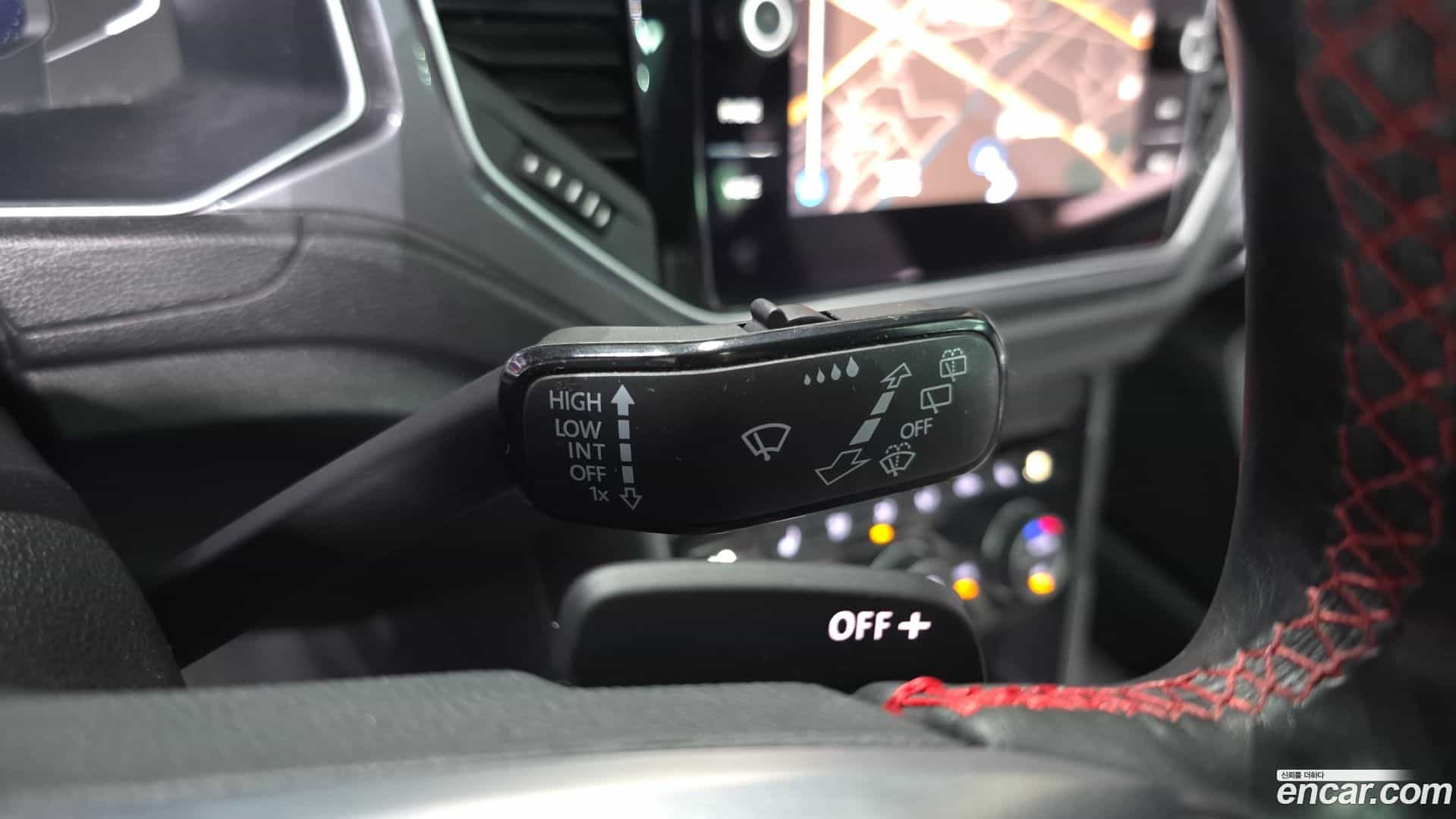 T-Roc Volkswagen 2021.11-OPTION-041