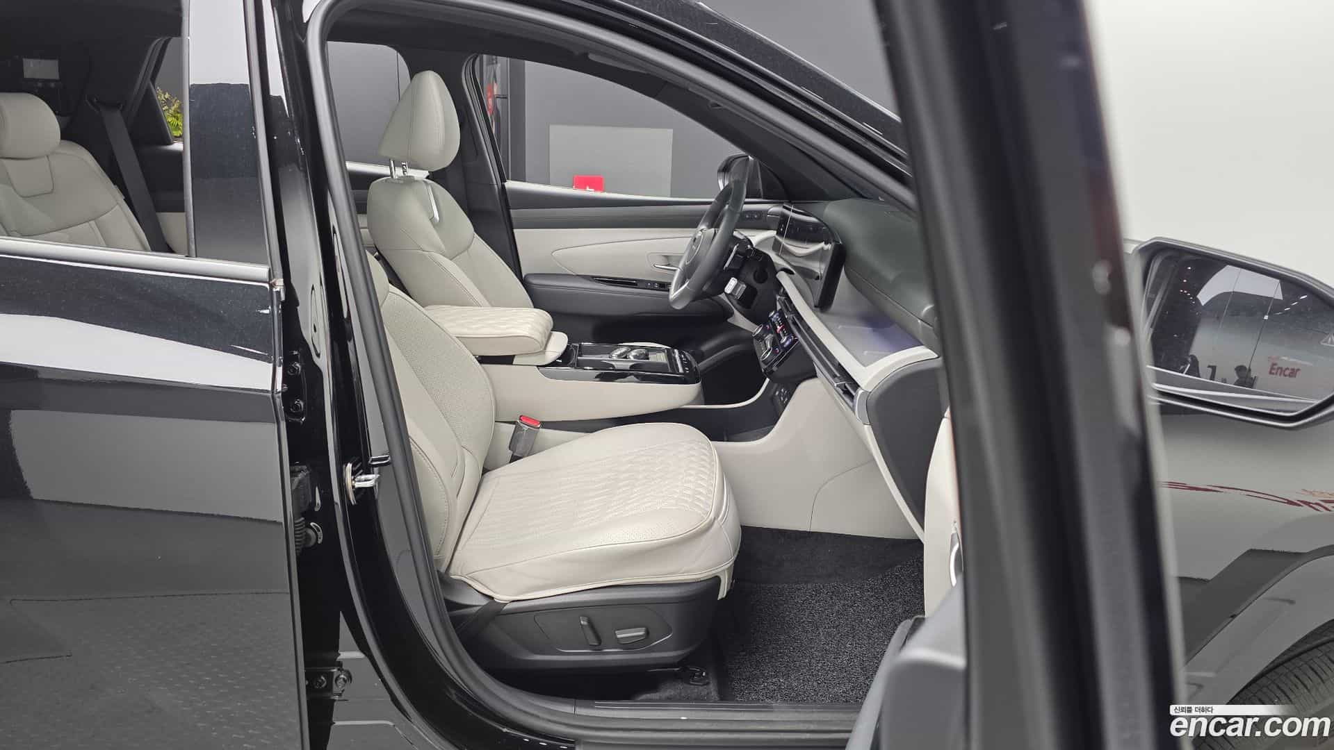 Tucson Hyundai 2024.9-OPTION-015