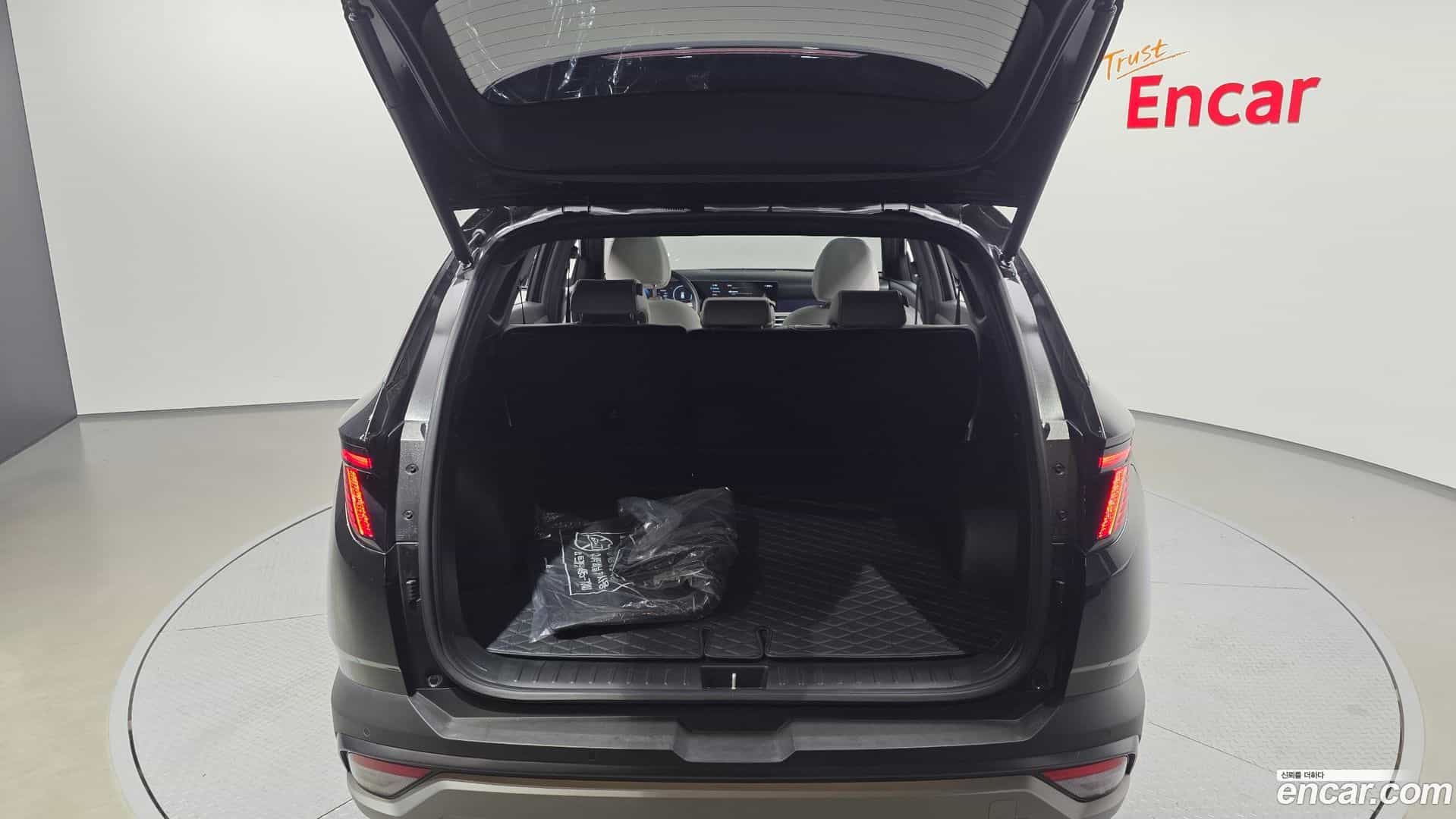 Tucson Hyundai 2024.9-OPTION-044