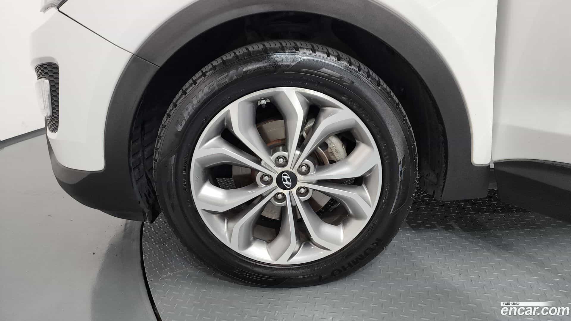 Santafe Hyundai 2014.11-OUTER-005
