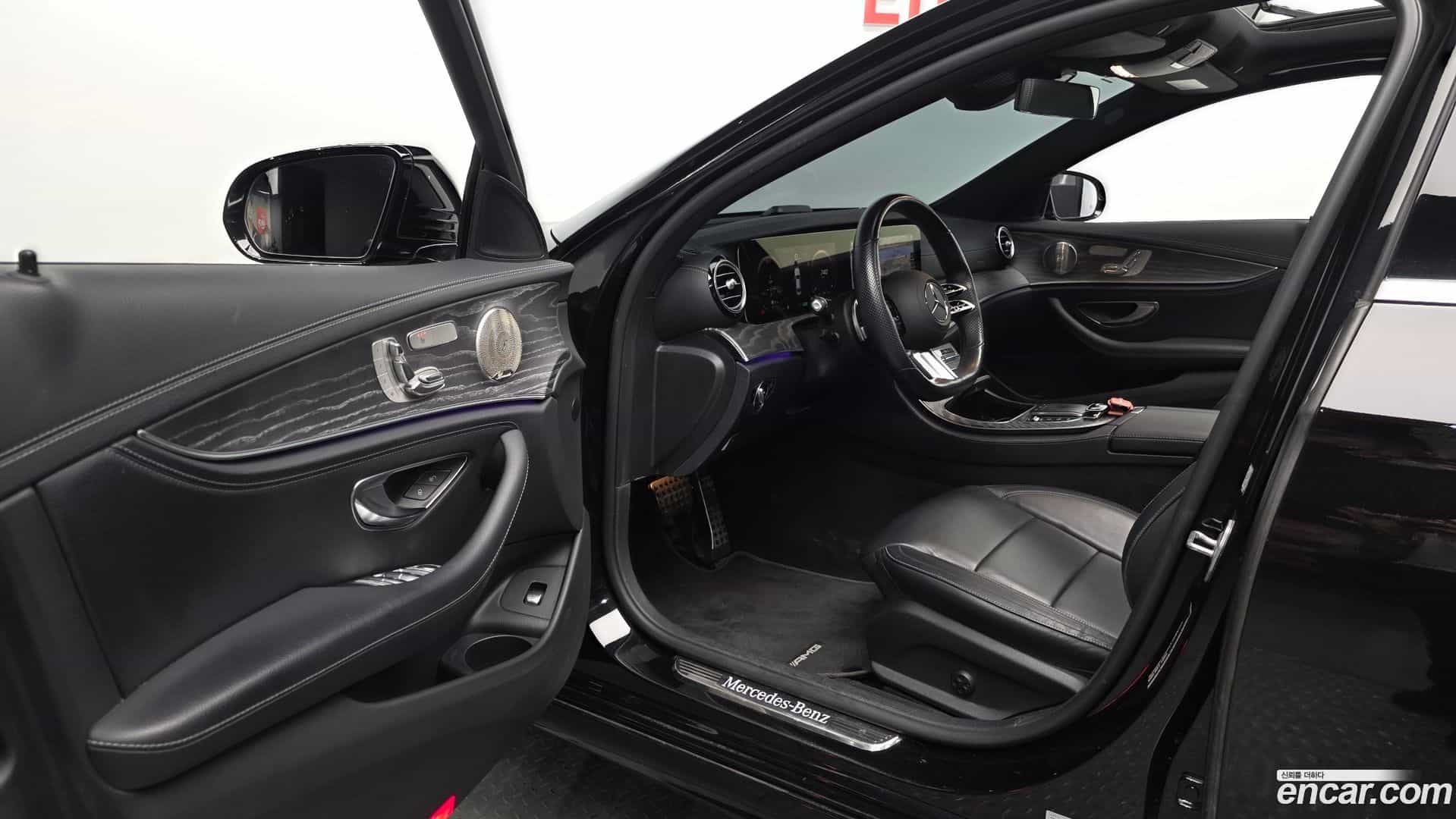 E-Class Mercedes-Benz 2021.3-INNER-010