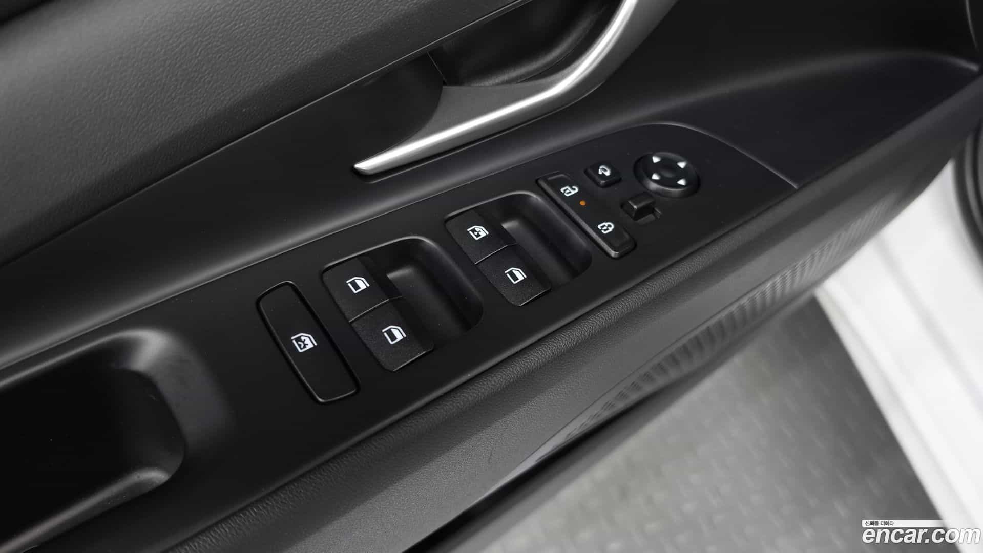 AVANTE Hyundai 2025.3-OPTION-040