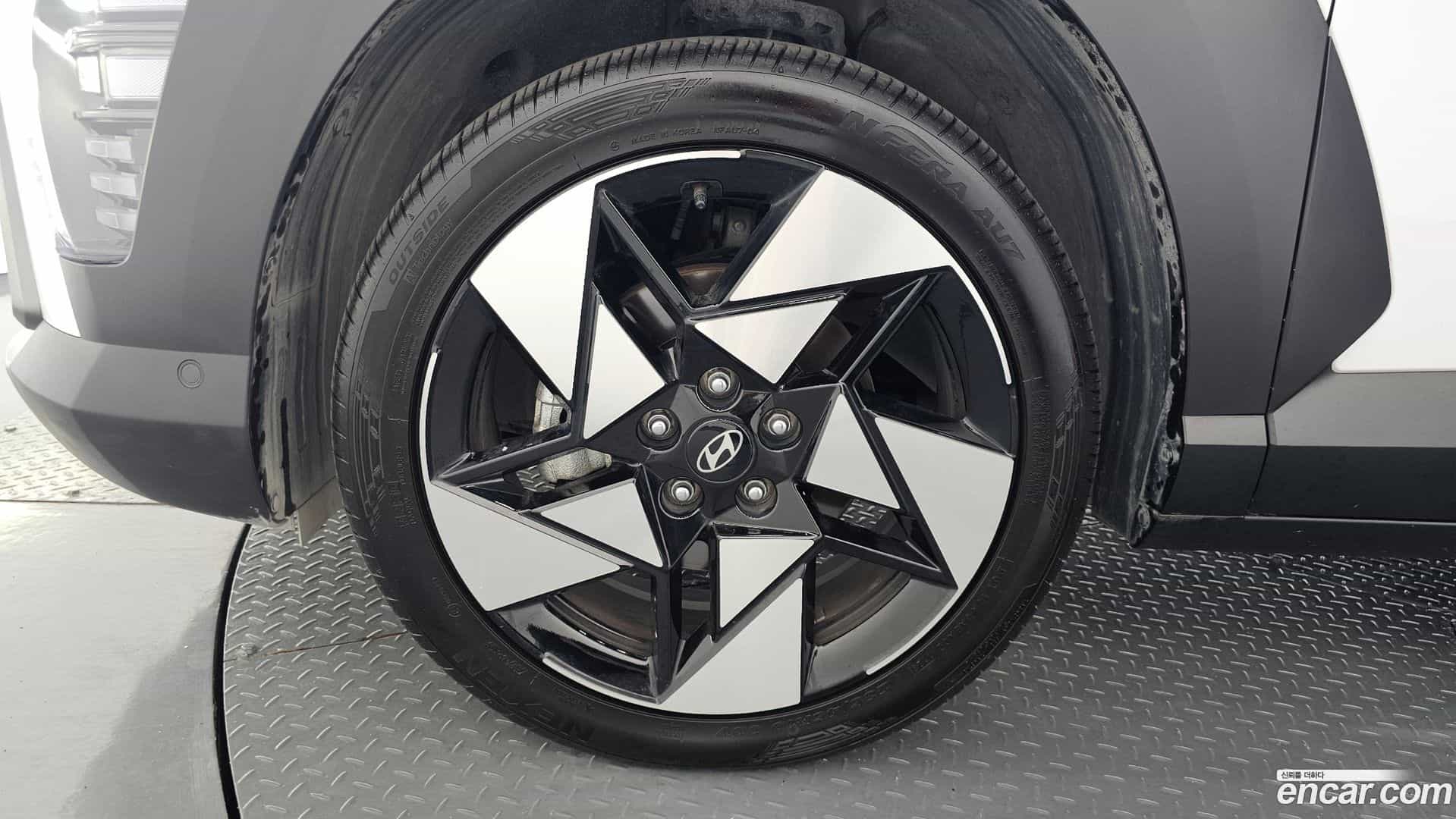 Kona Hyundai 2023.3-OUTER-005