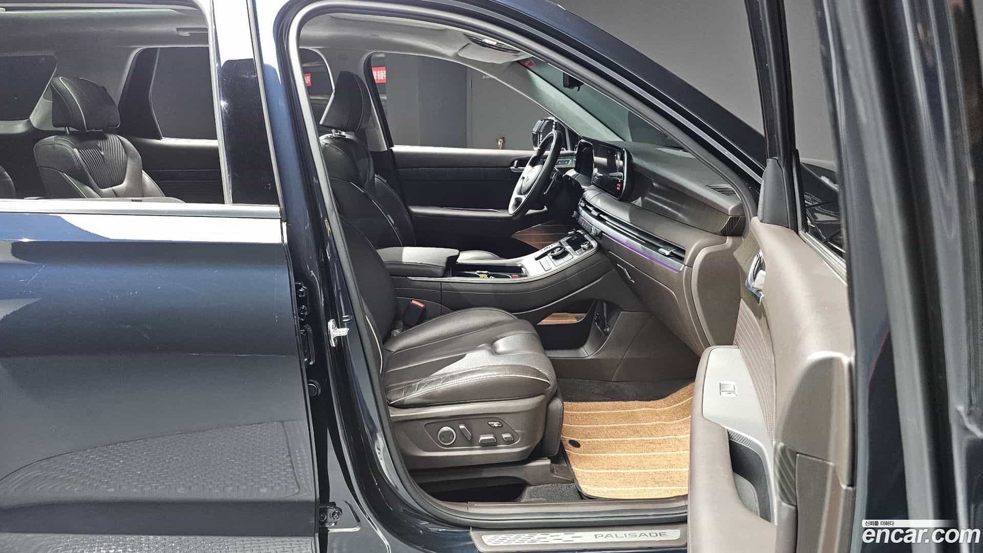 Palisade Hyundai 2023.3-INNER-036
