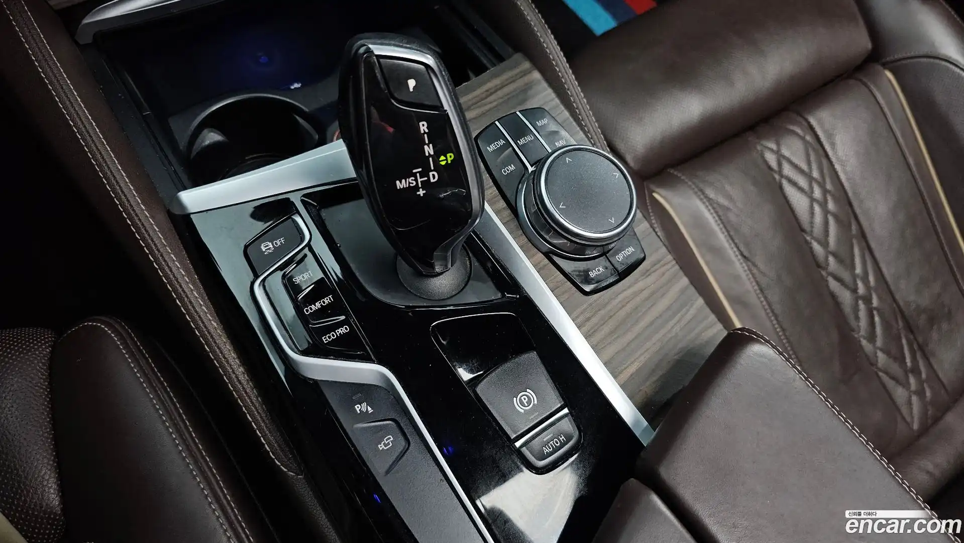 5-Series BMW 2017.6-INNER-009