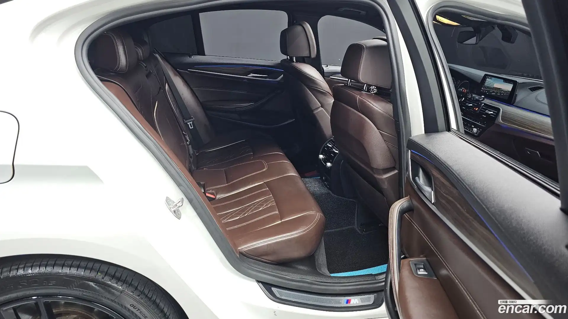 5-Series BMW 2017.6-OPTION-015
