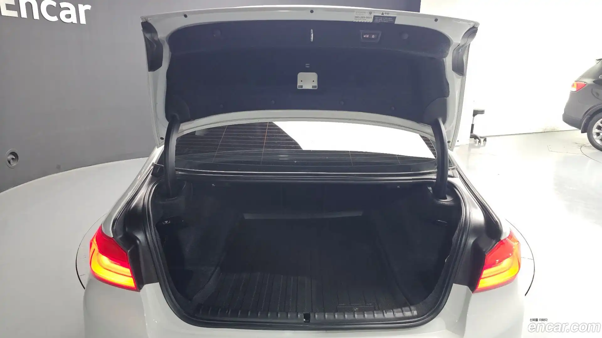 5-Series BMW 2017.6-OPTION-024