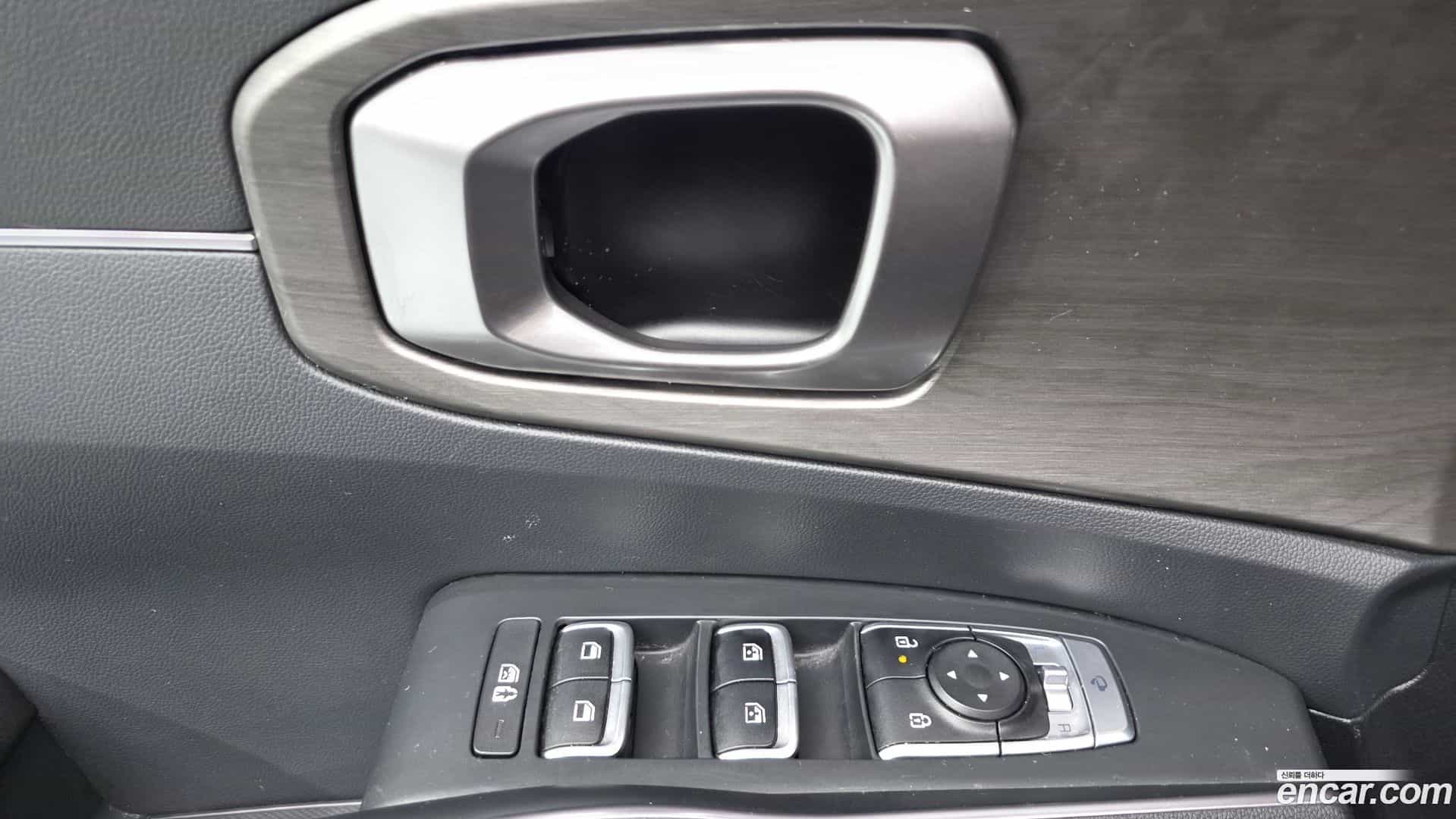 Sorento Kia 2023.7-OPTION-042