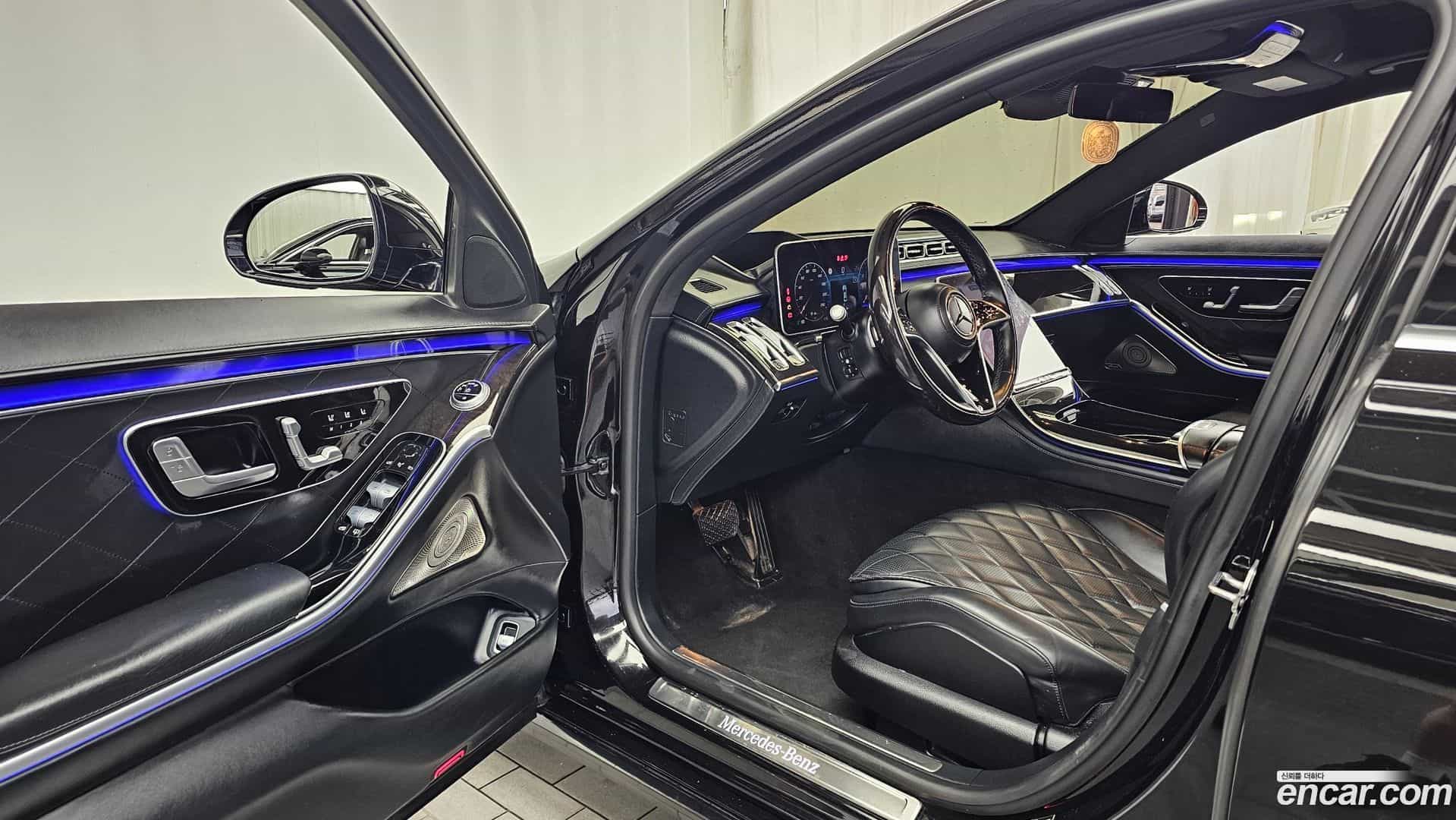 S-Class Mercedes-Benz 2022.4-INNER-010