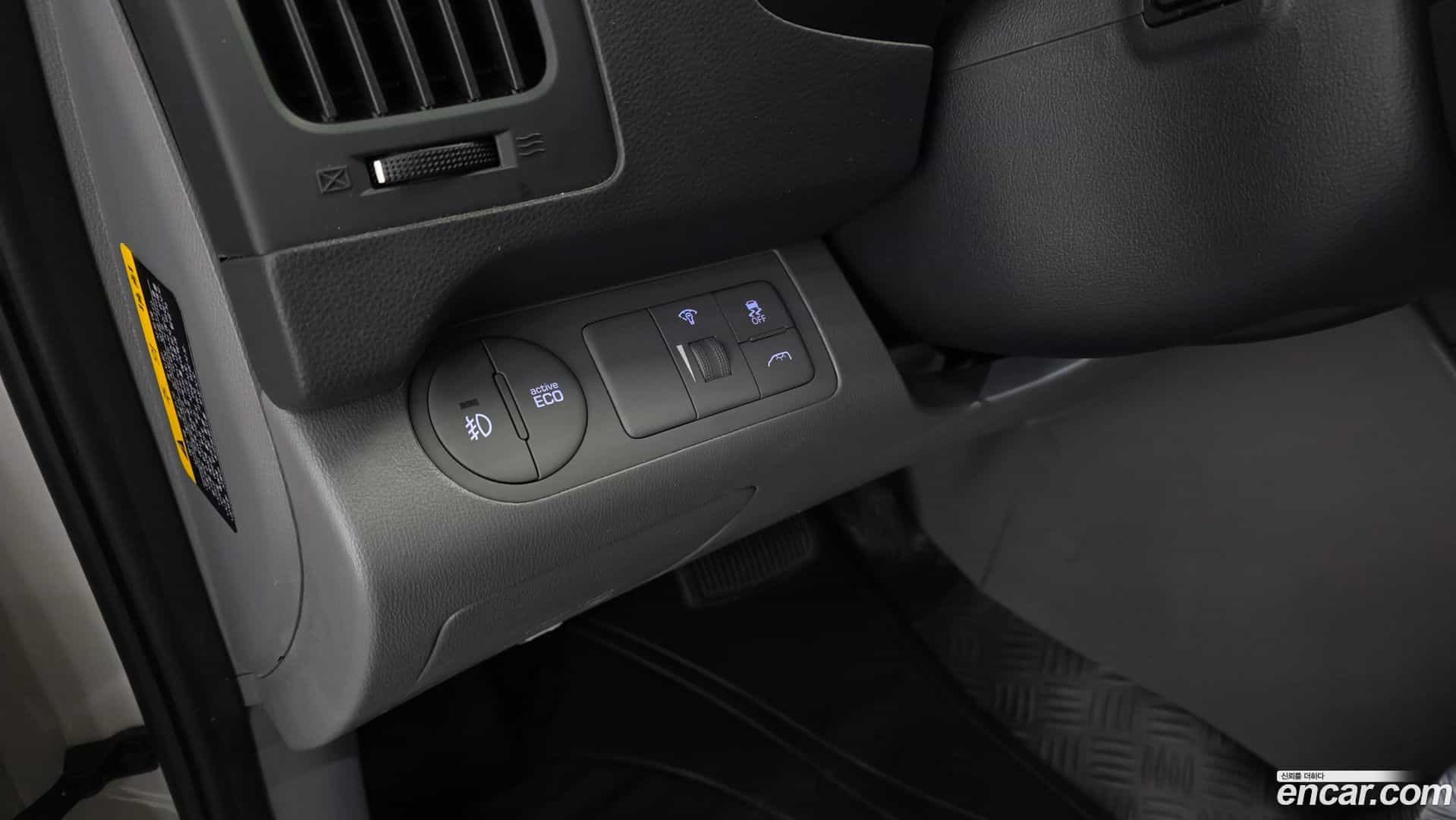 Starex Hyundai 2019.1-OPTION-018