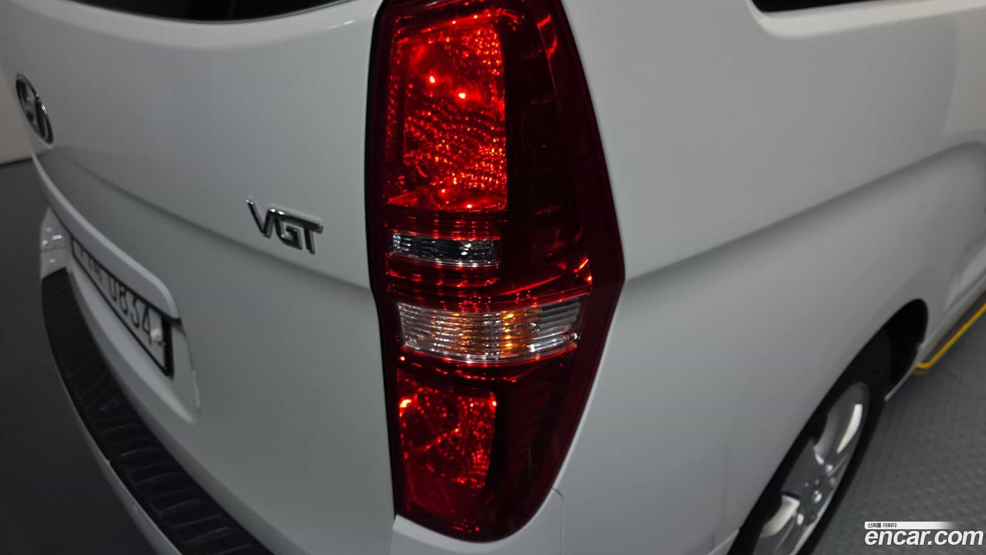 Starex Hyundai 2019.1-OUTER-033