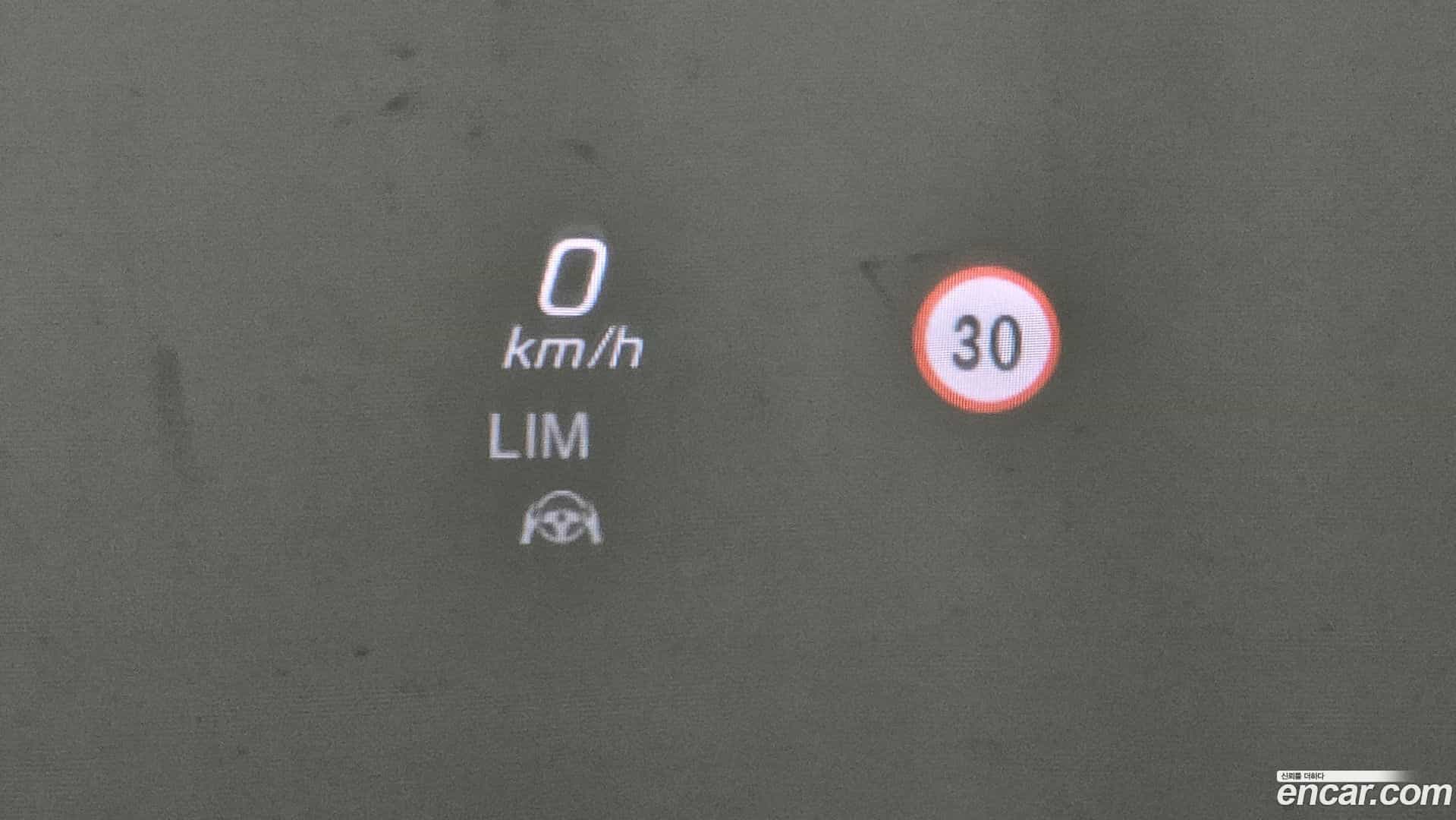 E-Class Mercedes-Benz 2020.10-OPTION-021