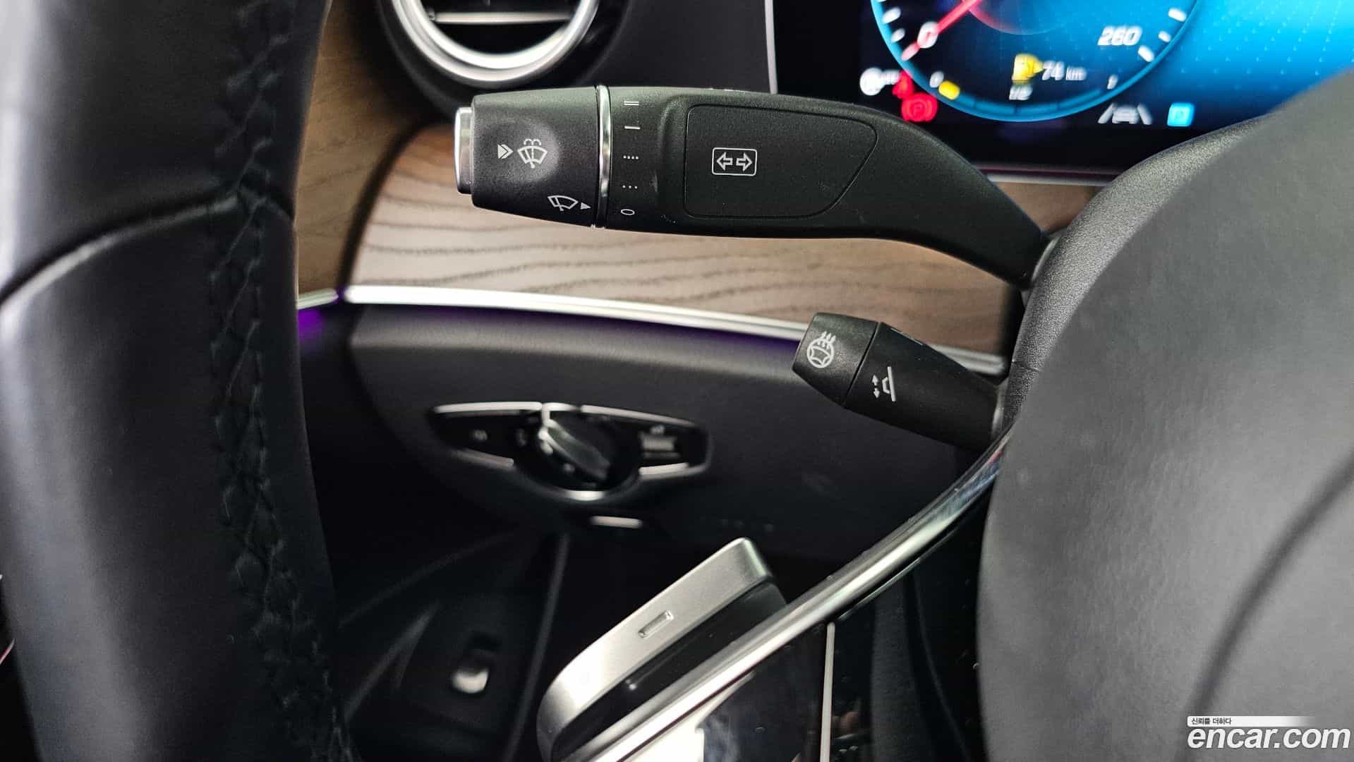 E-Class Mercedes-Benz 2020.10-OPTION-041