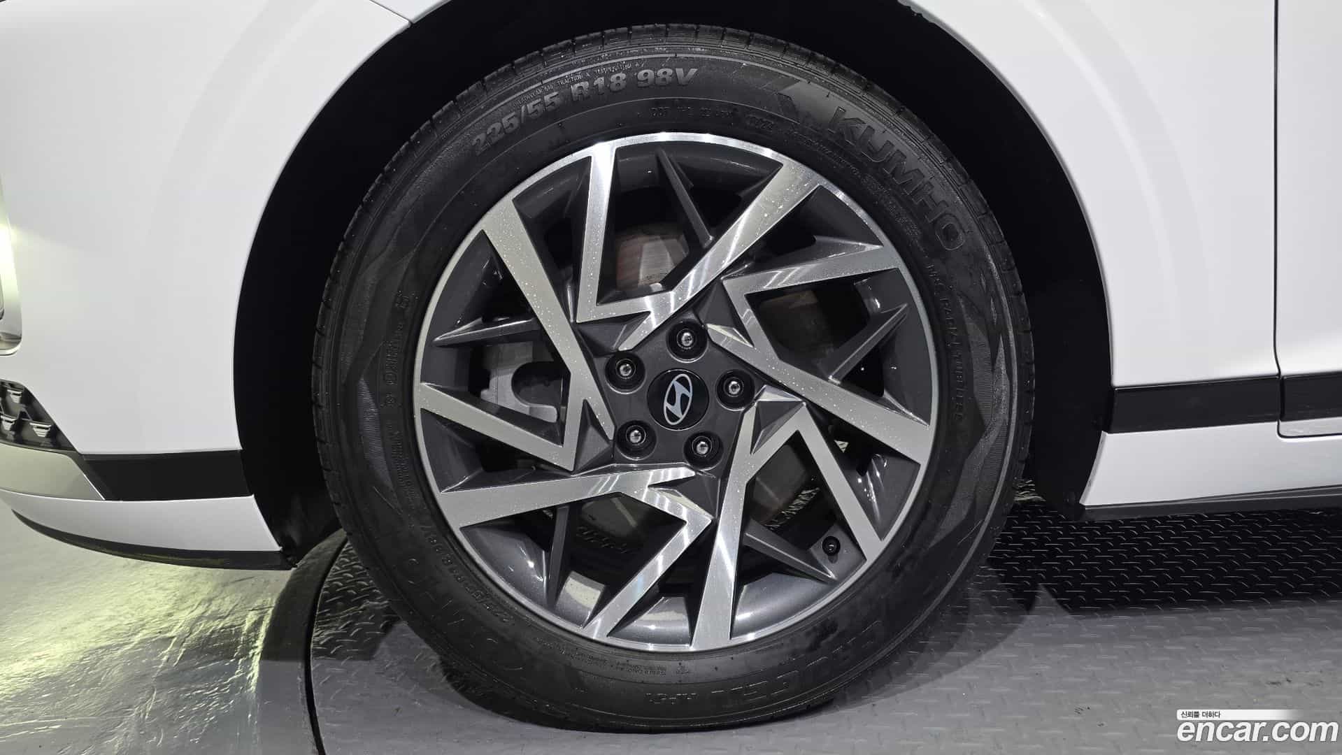 Grandeur Hyundai 2023.1-OUTER-005