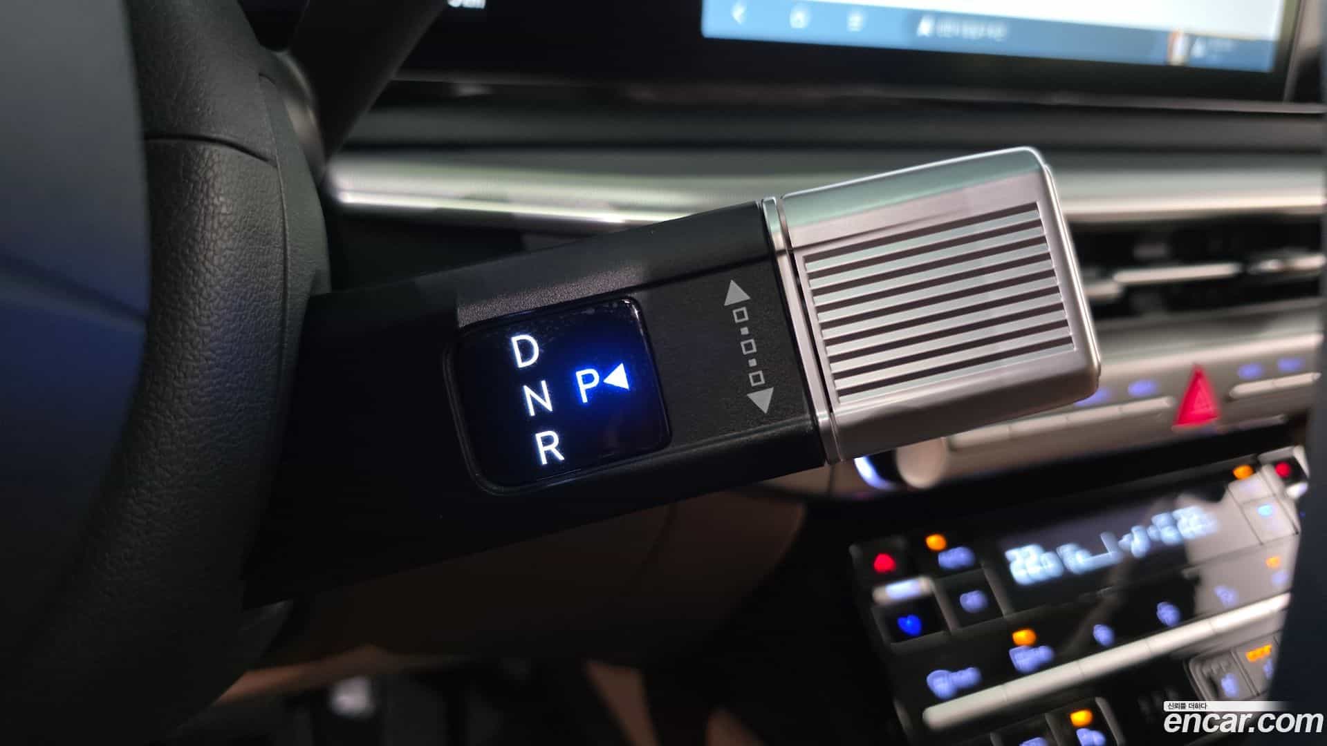 Grandeur Hyundai 2023.1-INNER-009