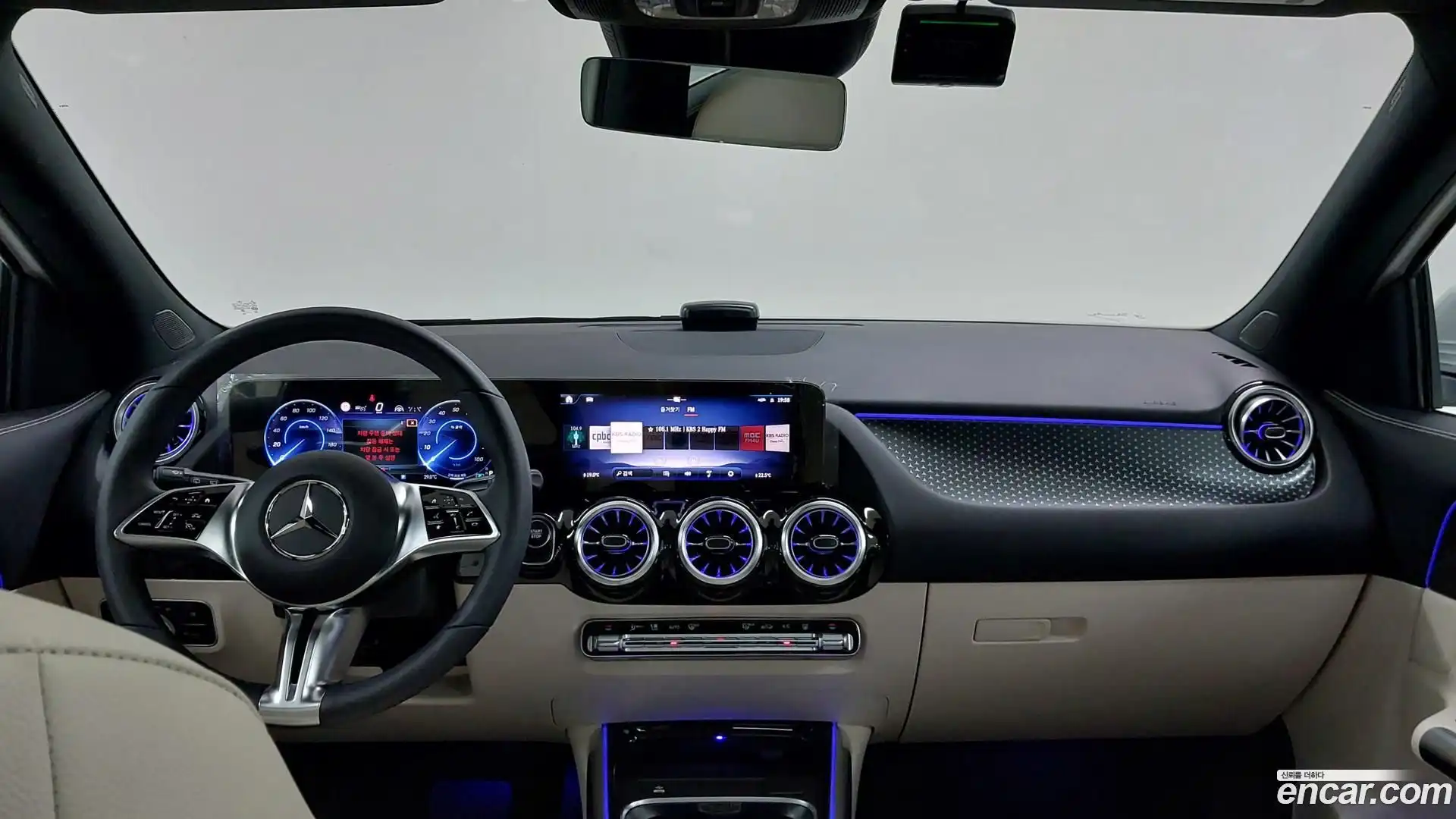 EQA Mercedes-Benz 2025.8-INNER-007