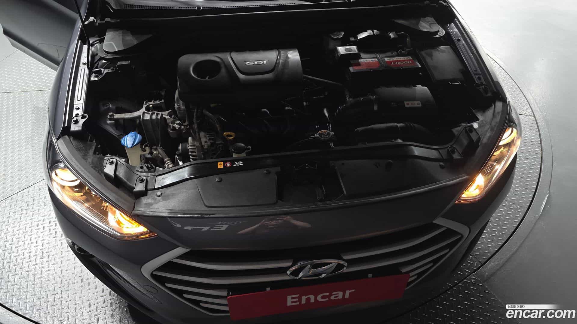 AVANTE Hyundai 2017.1-OUTER-006
