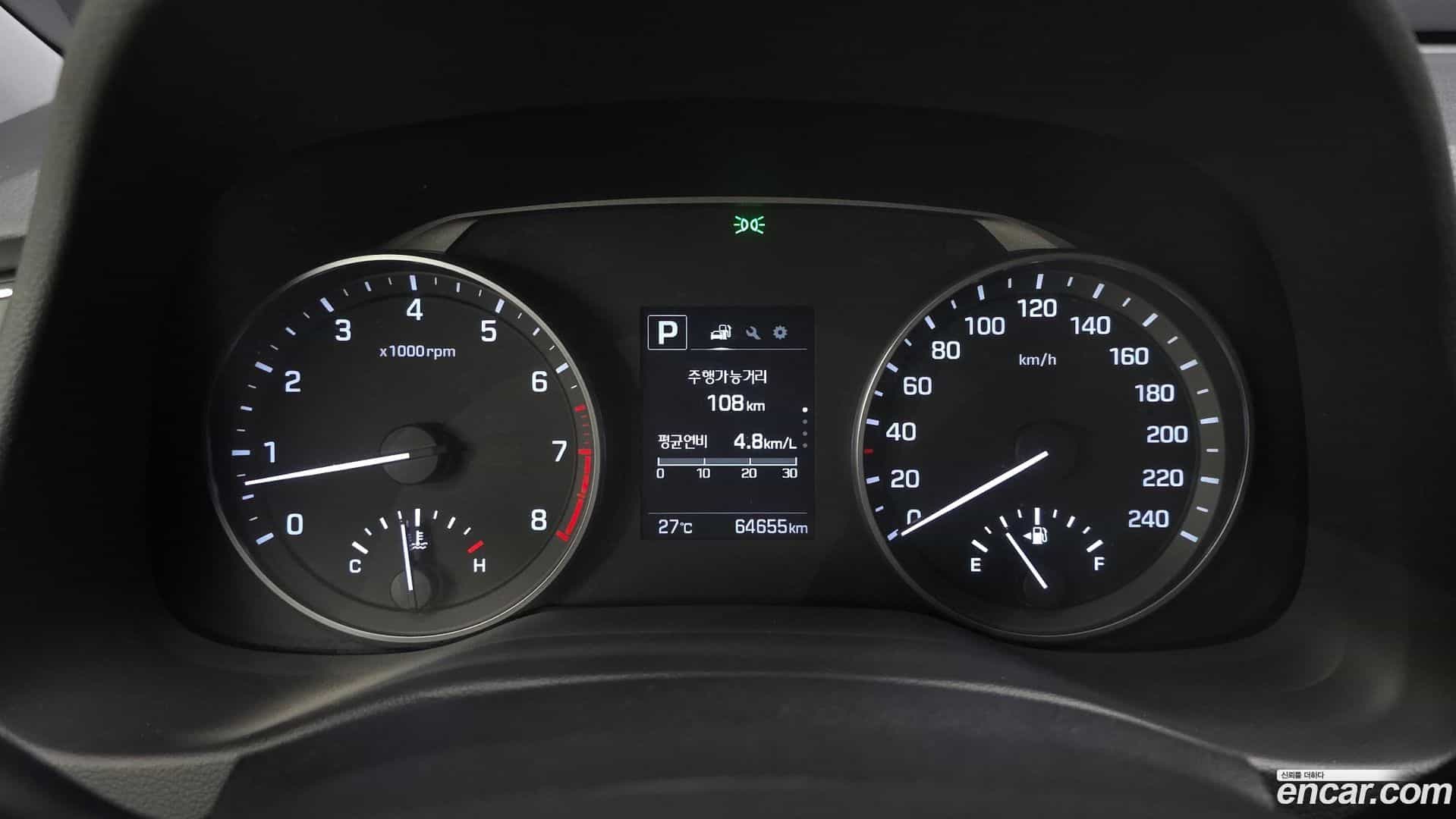 AVANTE Hyundai 2017.1-INNER-008
