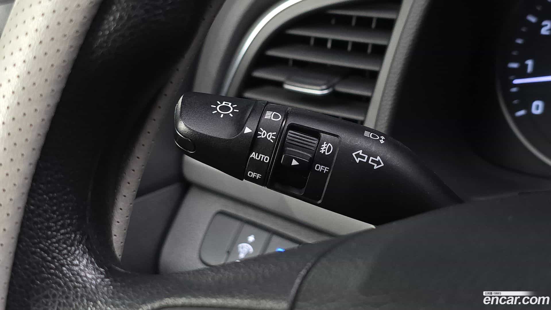 AVANTE Hyundai 2017.1-OPTION-042