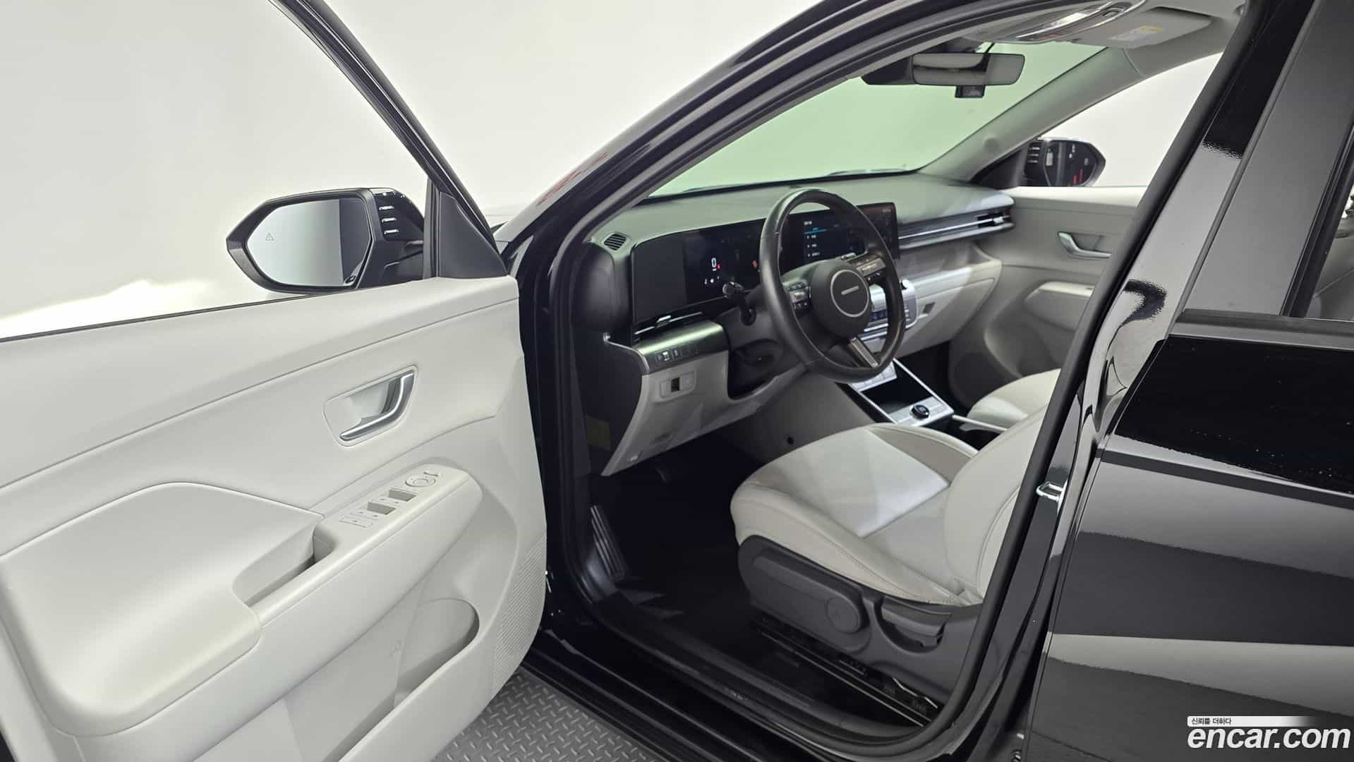 Kona Hyundai 2023.4-INNER-010
