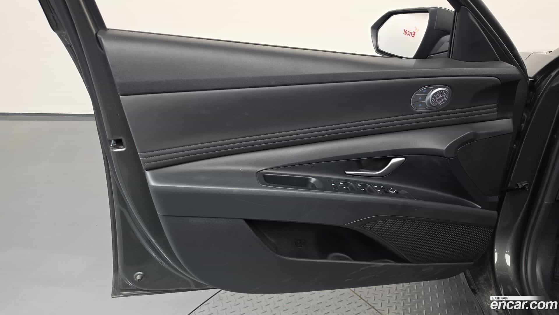 AVANTE Hyundai 2021.2-INNER-034