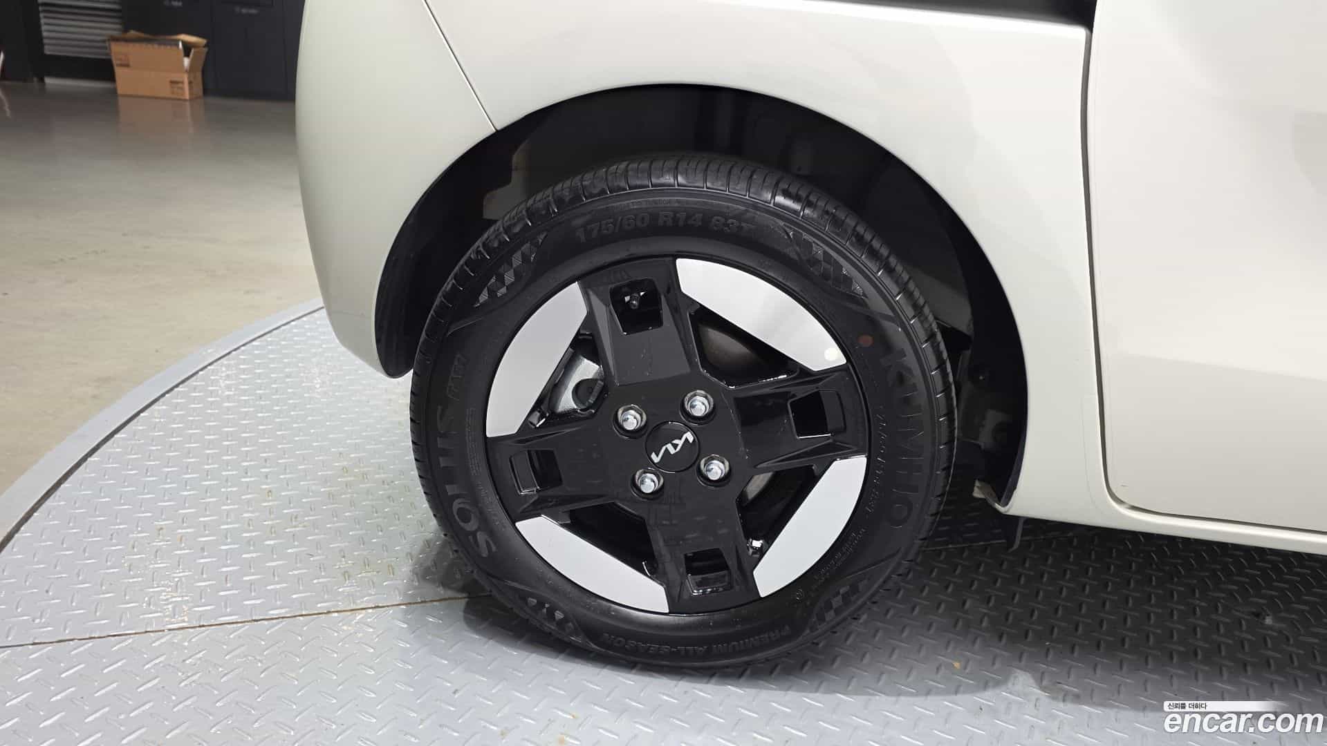 RAY Kia 2024.2-OUTER-005