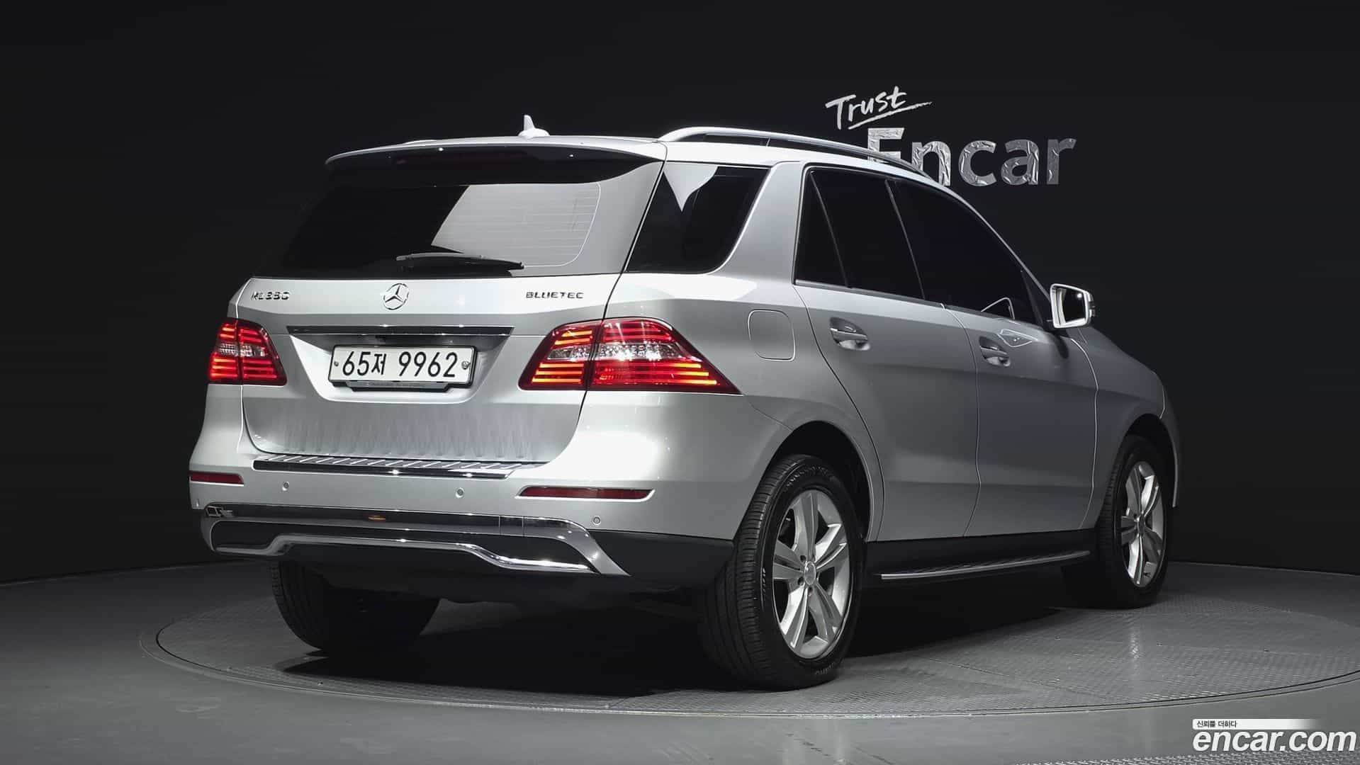 M-class Mercedes-Benz 2013.1-OUTER-002