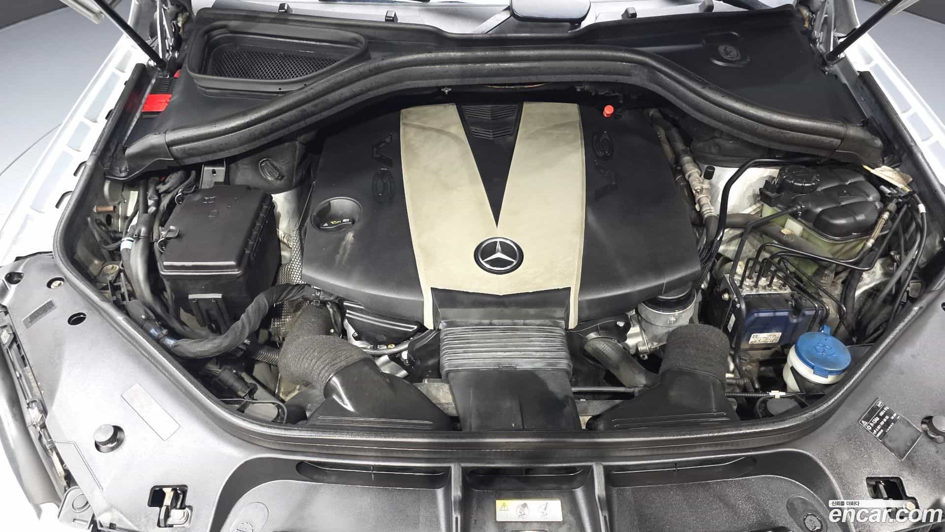 M-class Mercedes-Benz 2013.1-OUTER-006