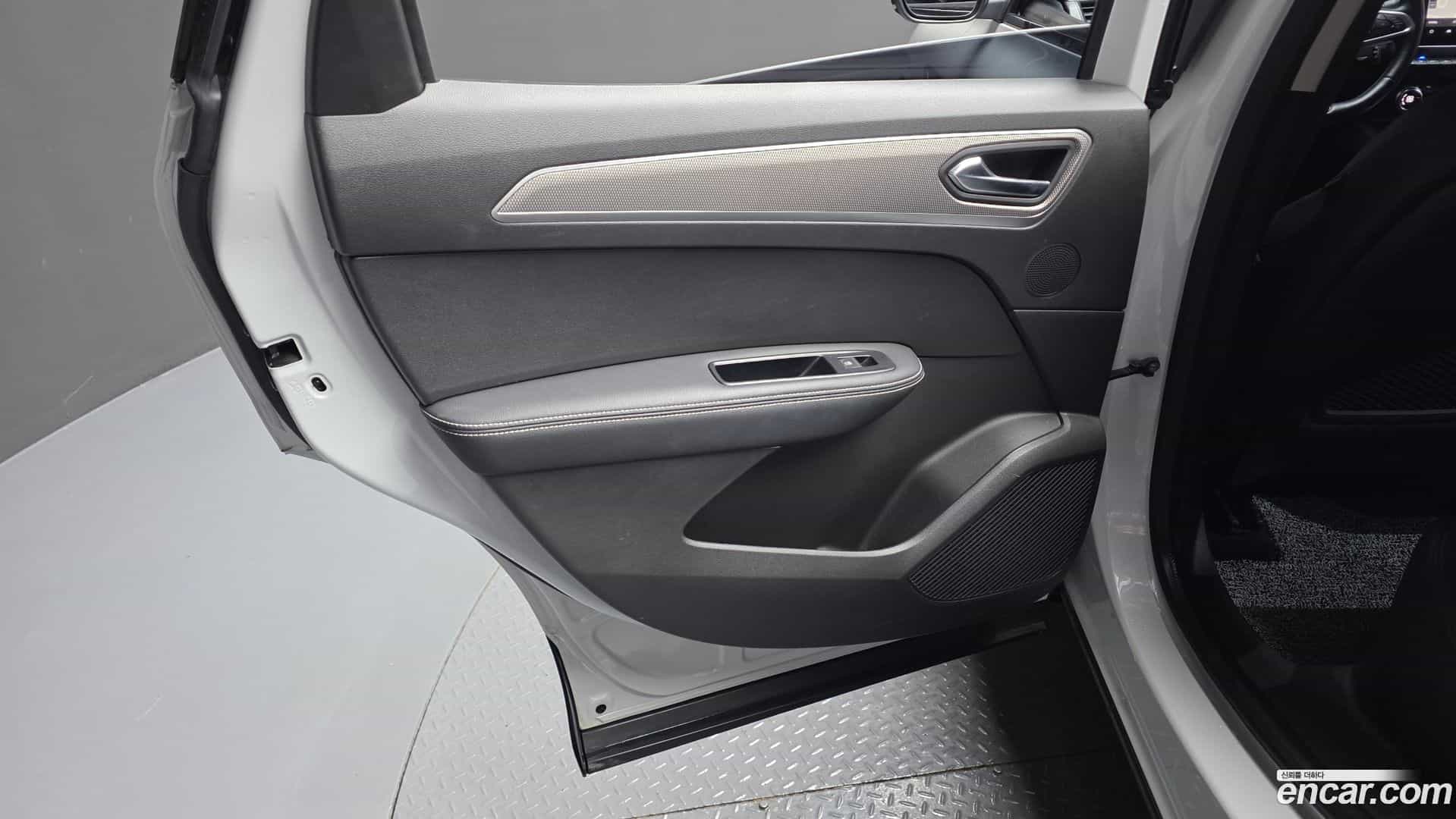 XM3 Renault Korea 2023.1-INNER-035