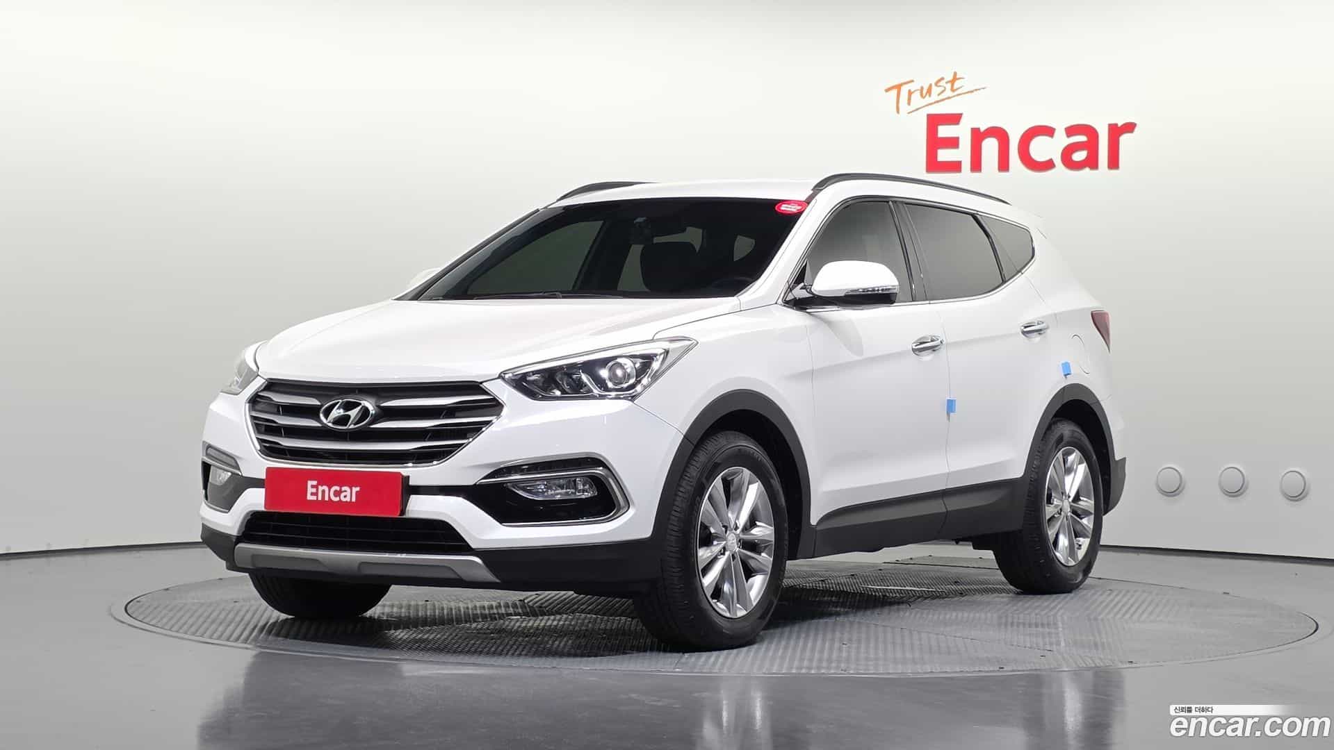 Santafe Hyundai 2016.1-OUTER-001