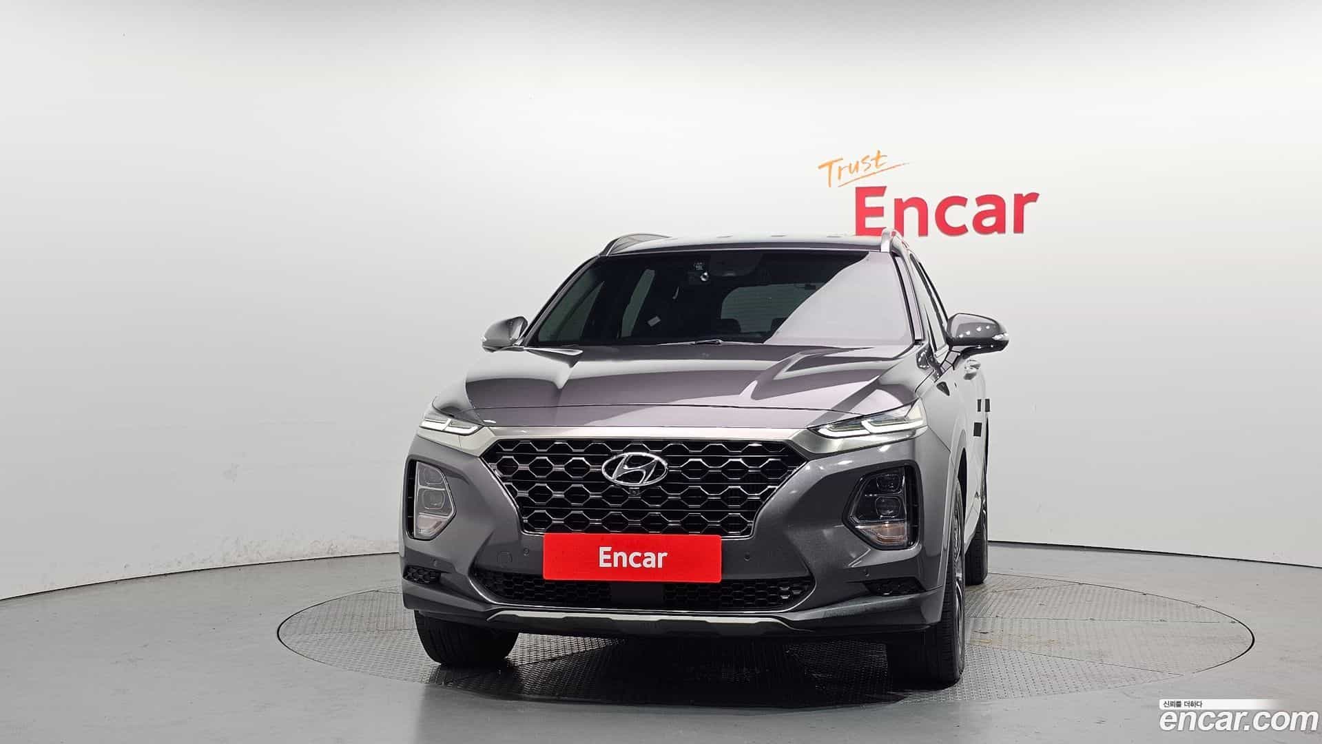 Santafe Hyundai 2018.2-OUTER-003