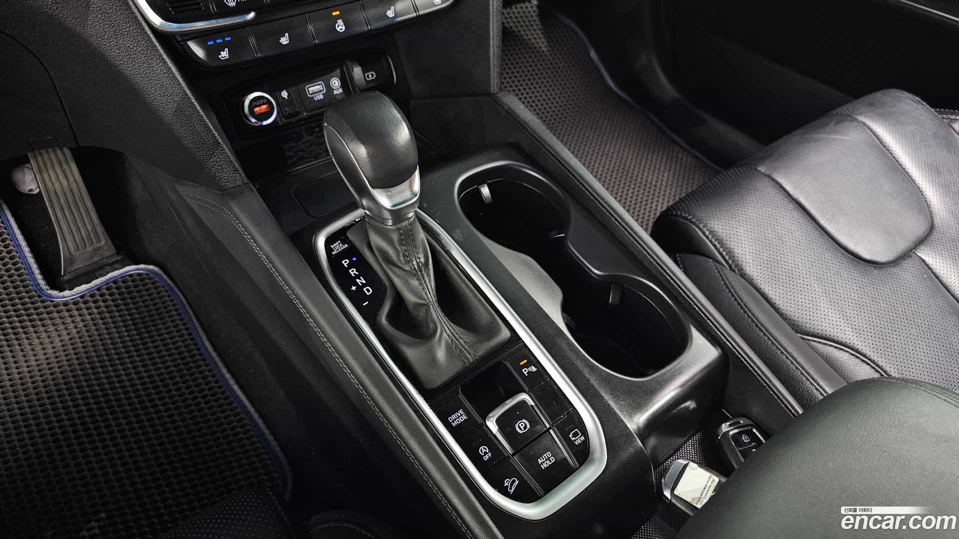 Santafe Hyundai 2018.2-INNER-009