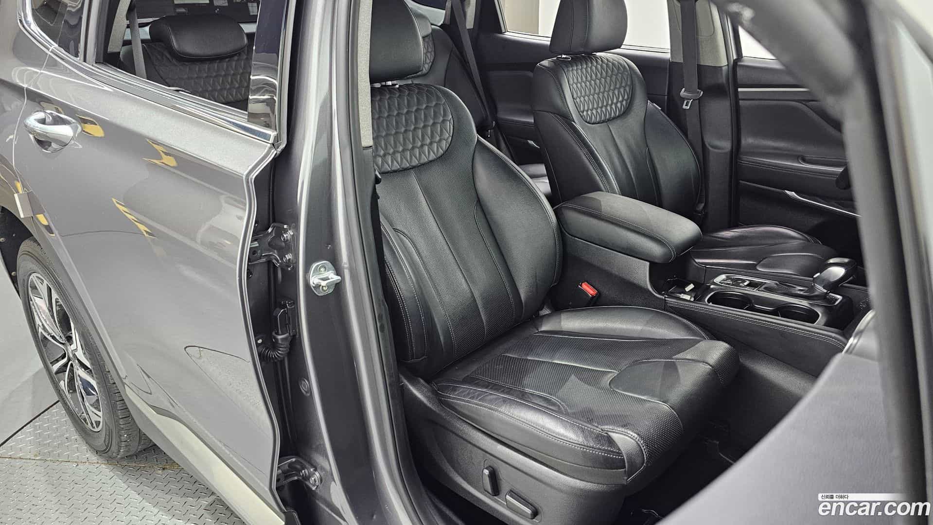 Santafe Hyundai 2018.2-OPTION-015