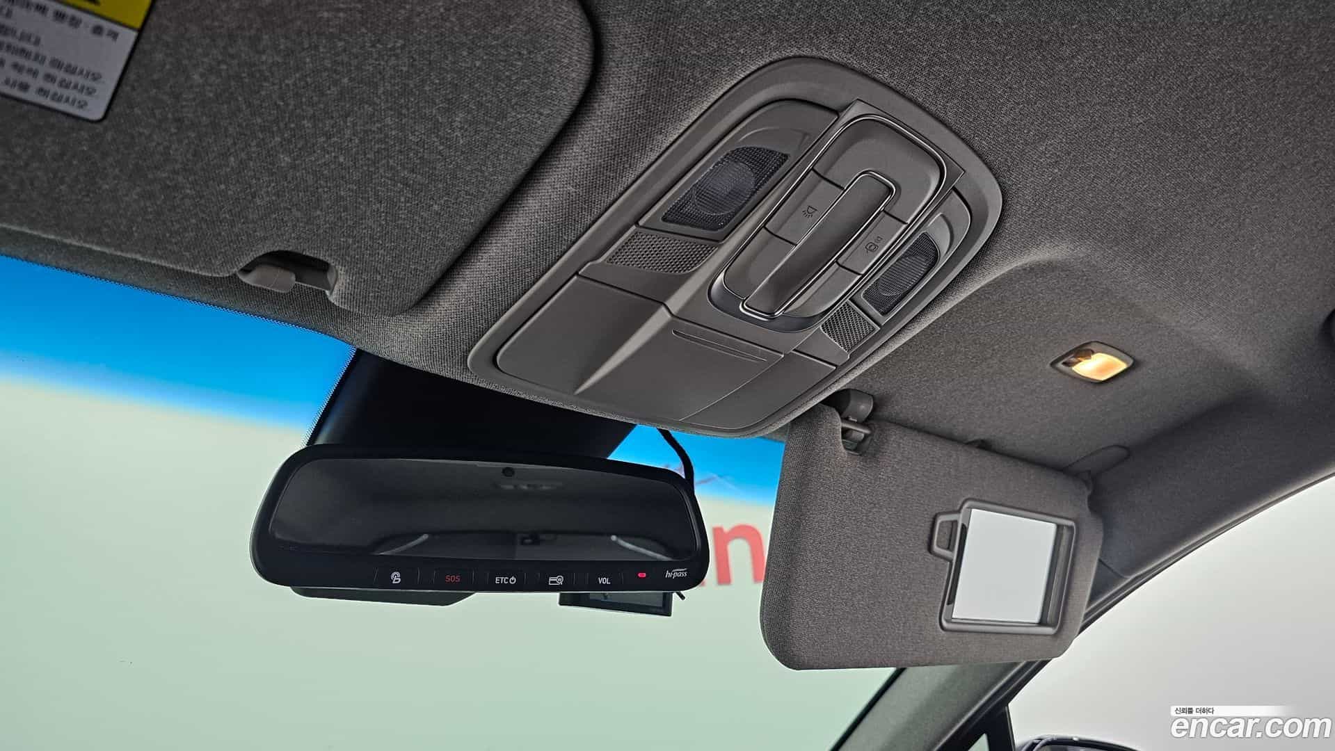 Santafe Hyundai 2018.2-OPTION-022