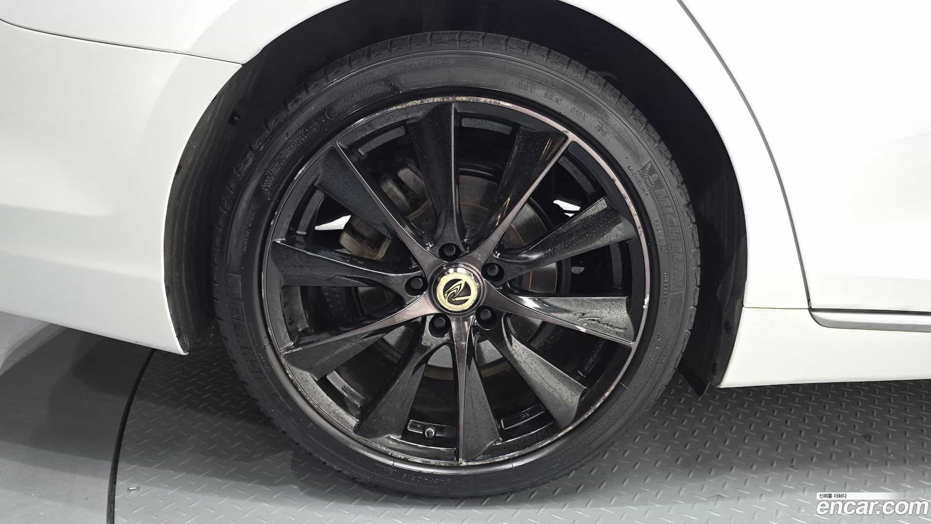 Grandeur Hyundai 2017.0-OUTER-005